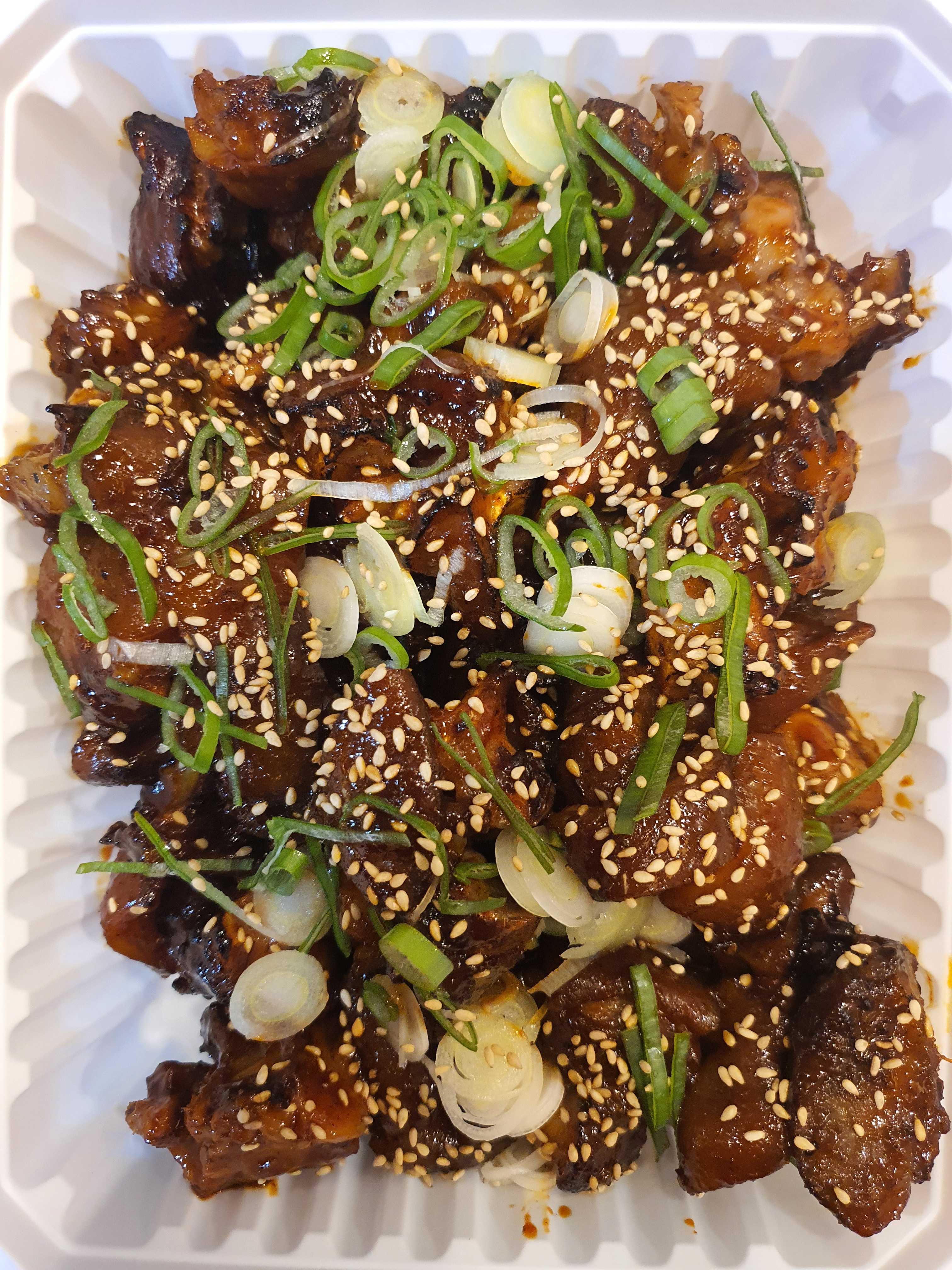 맛에취하는족발 하대본점