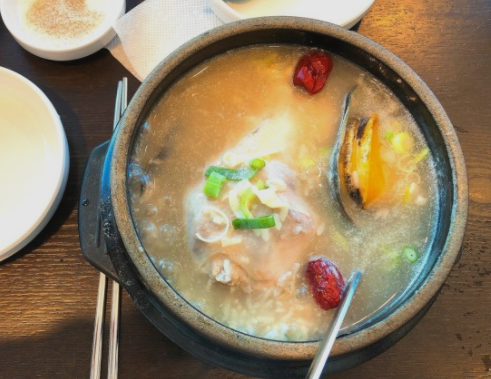 한근한방삼계탕