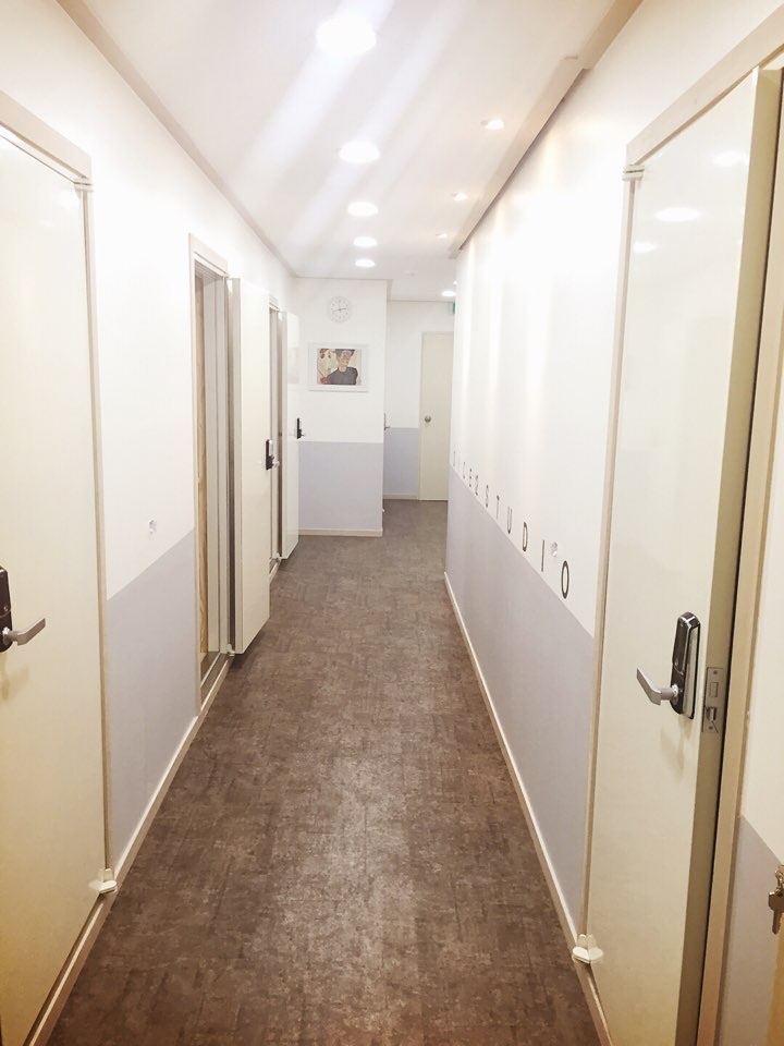 1번째 스튜디오 사진