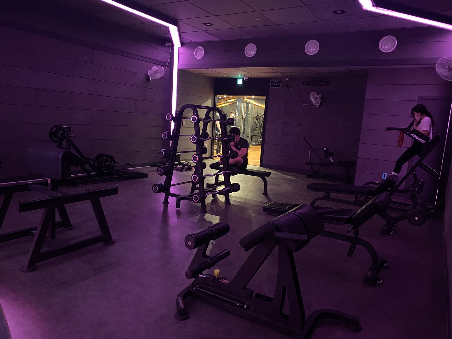 터닝포인트짐 헬스&PT 신현점
