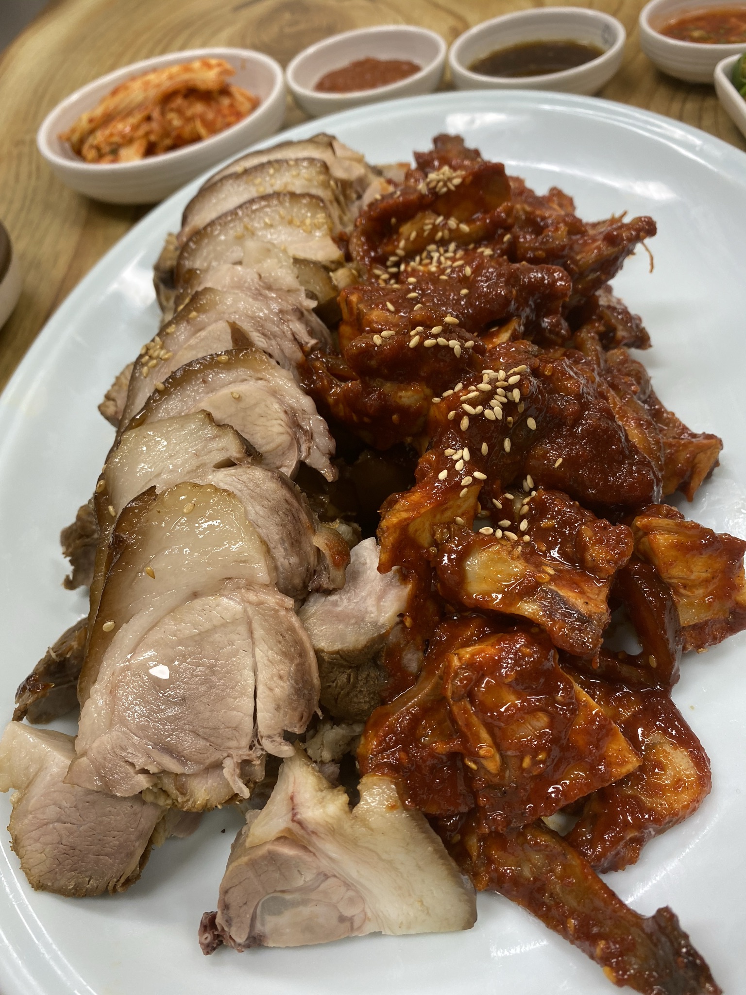 고려왕족발보쌈
