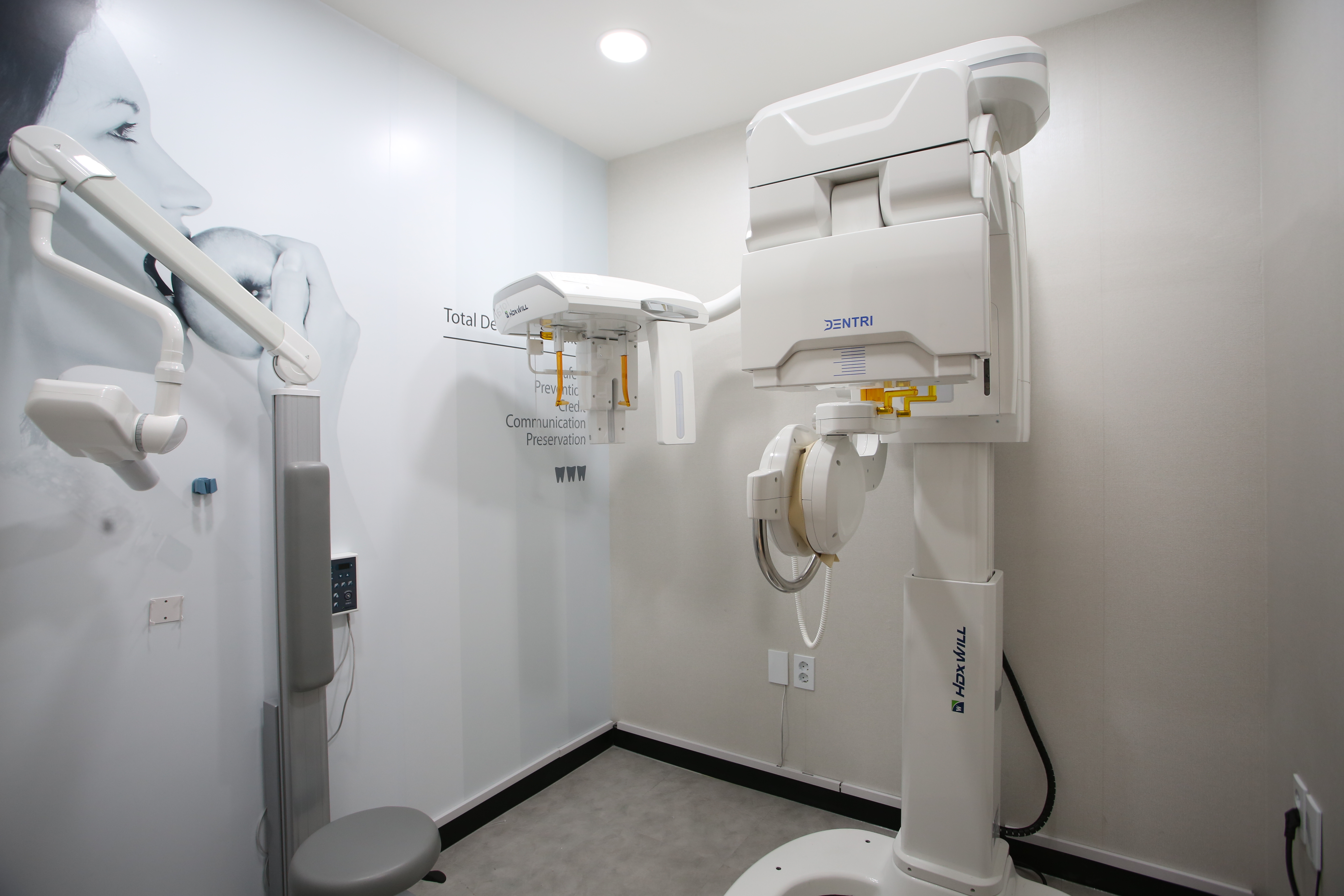 덴티스킨치과의원 대표 이미지