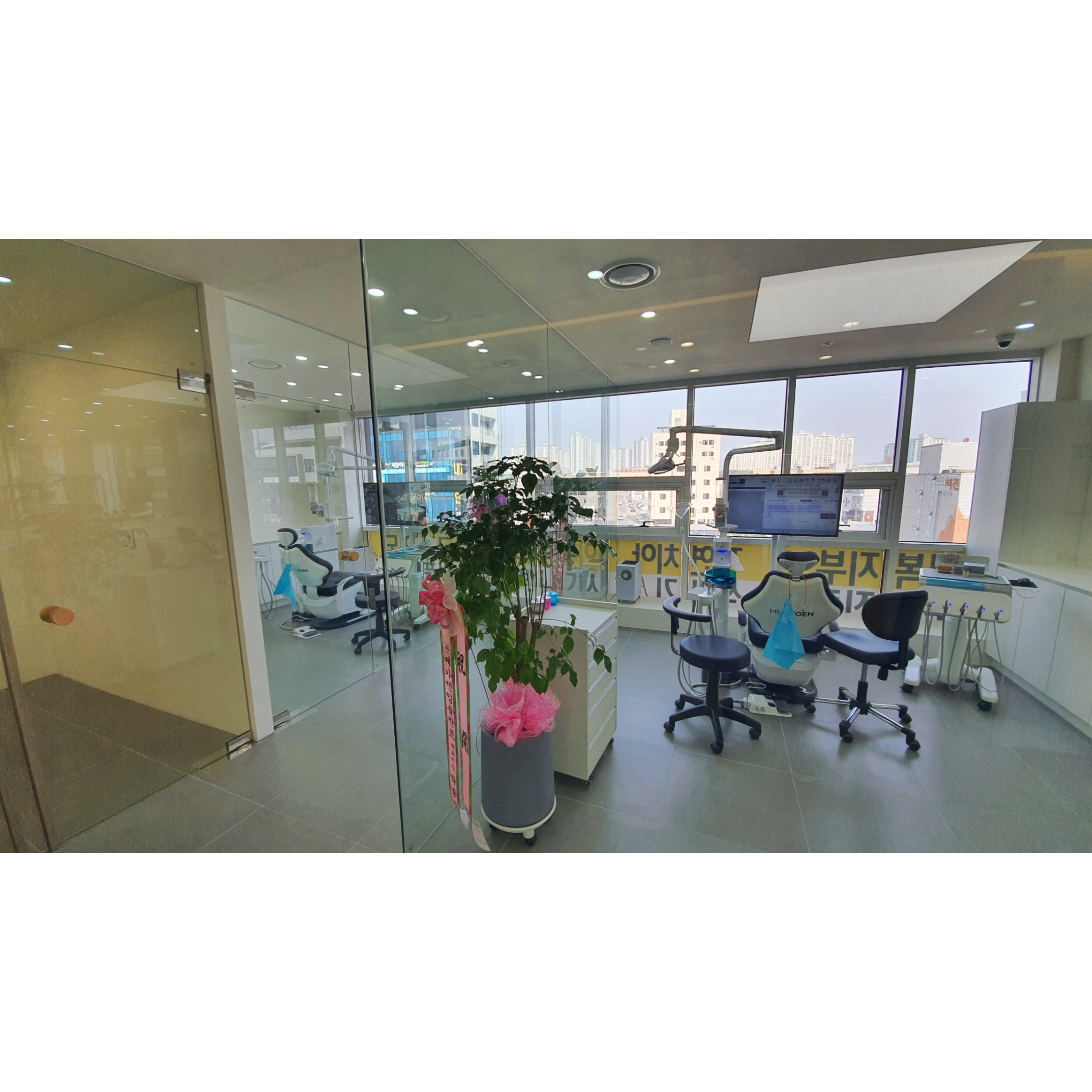 올곧바른치과의원 대표 이미지