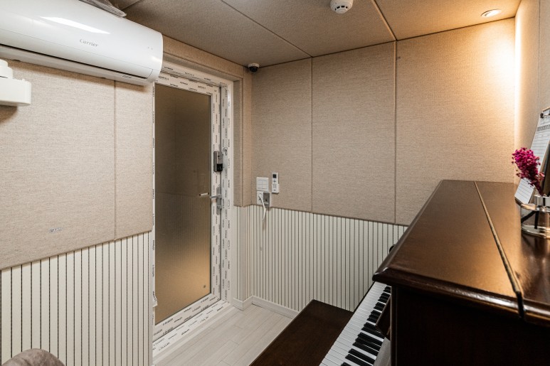 4번째 스튜디오 사진