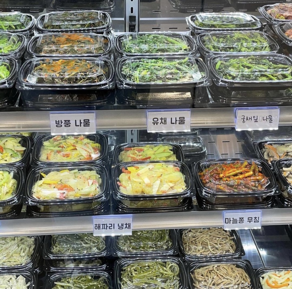 찬을 담다