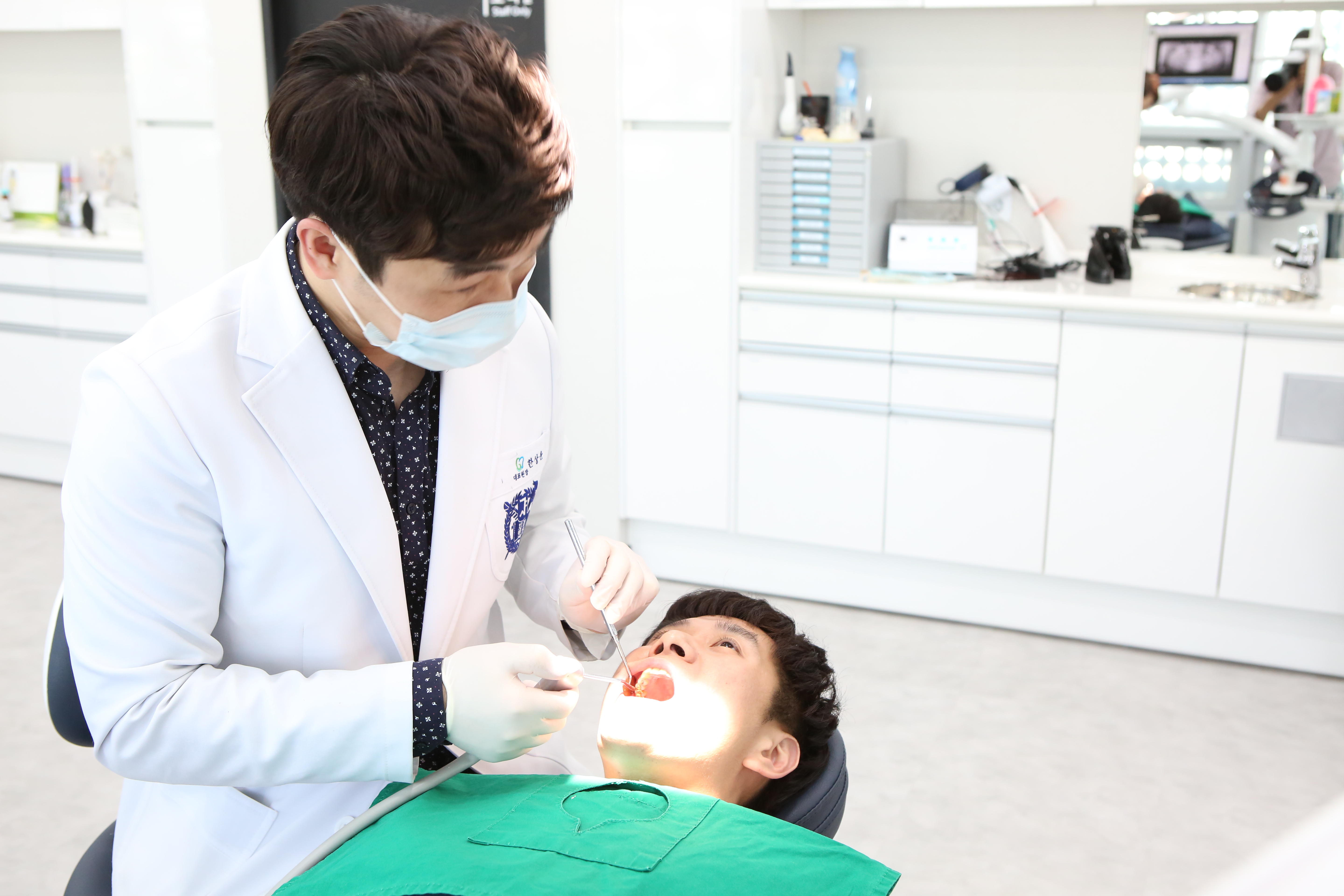 덴티스킨치과의원 대표 이미지