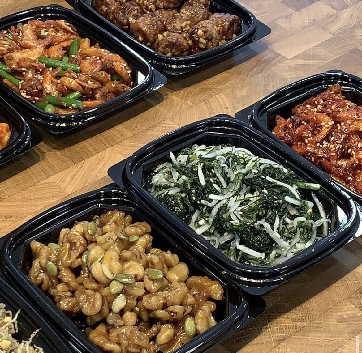 찬을 담다