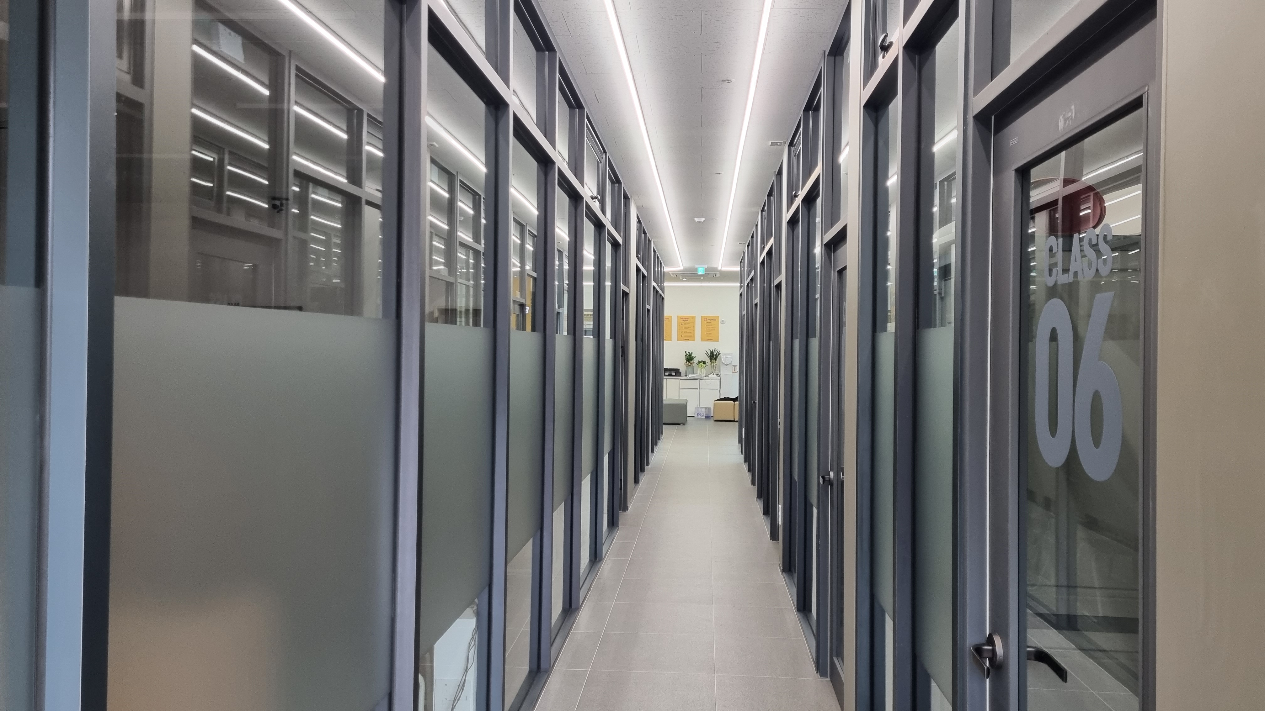 잉글리쉬존어학원 대표 이미지