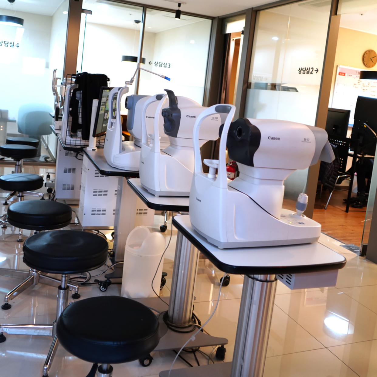 더참안과의원 서면역 대표 이미지