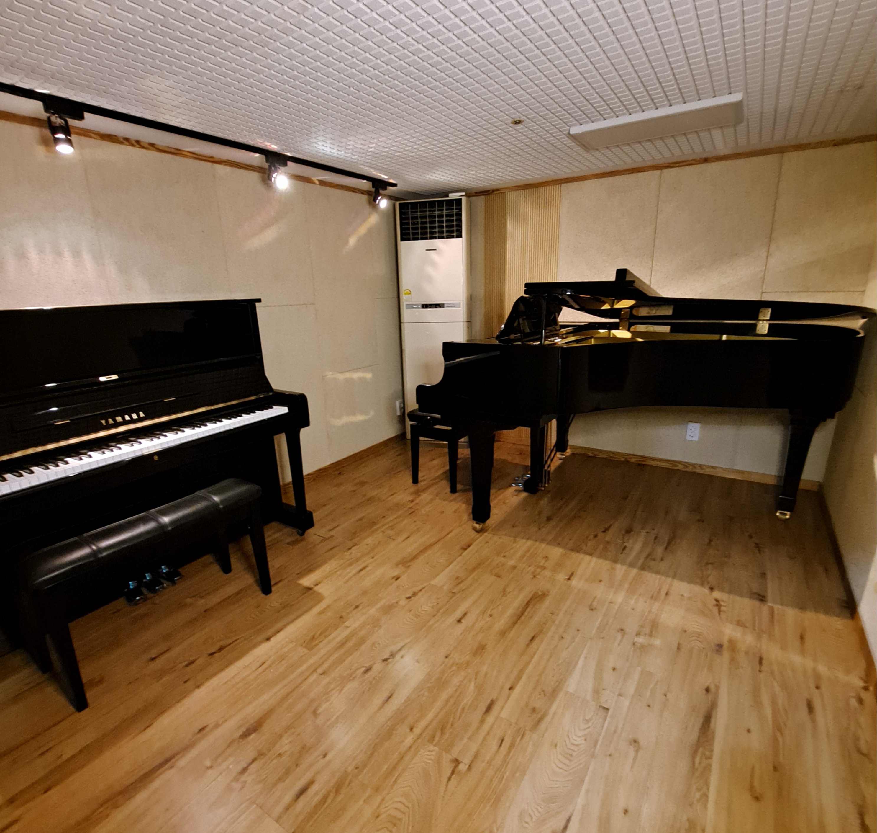 1번째 스튜디오 사진