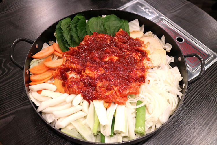 광수네춘천숯닭갈비 신정네거리점