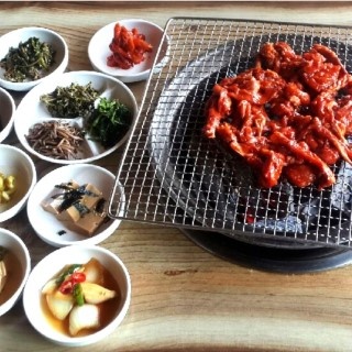 거림계곡토종숯불닭갈비
