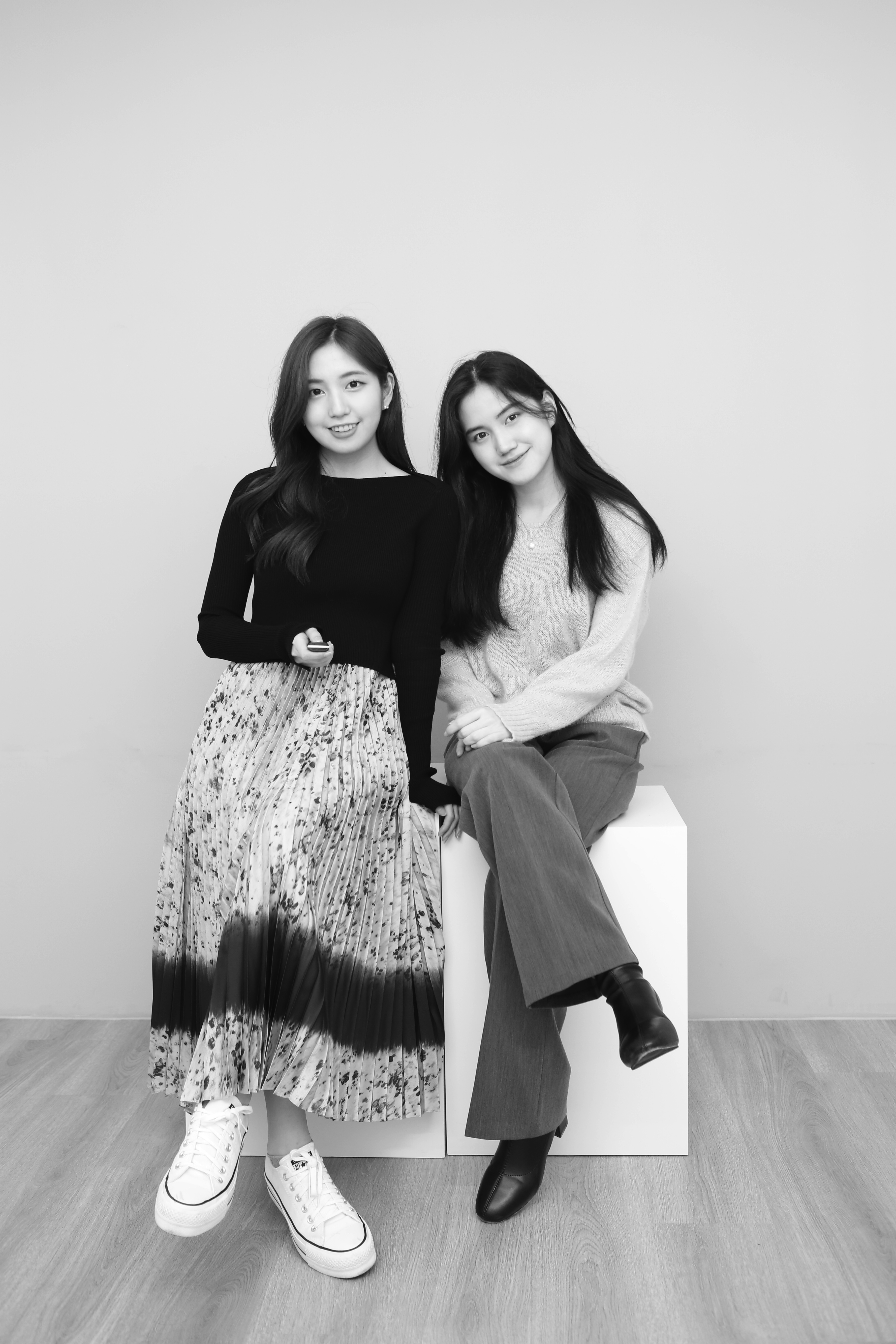 홍대 셀프사진관 데이트코스 흑백공간