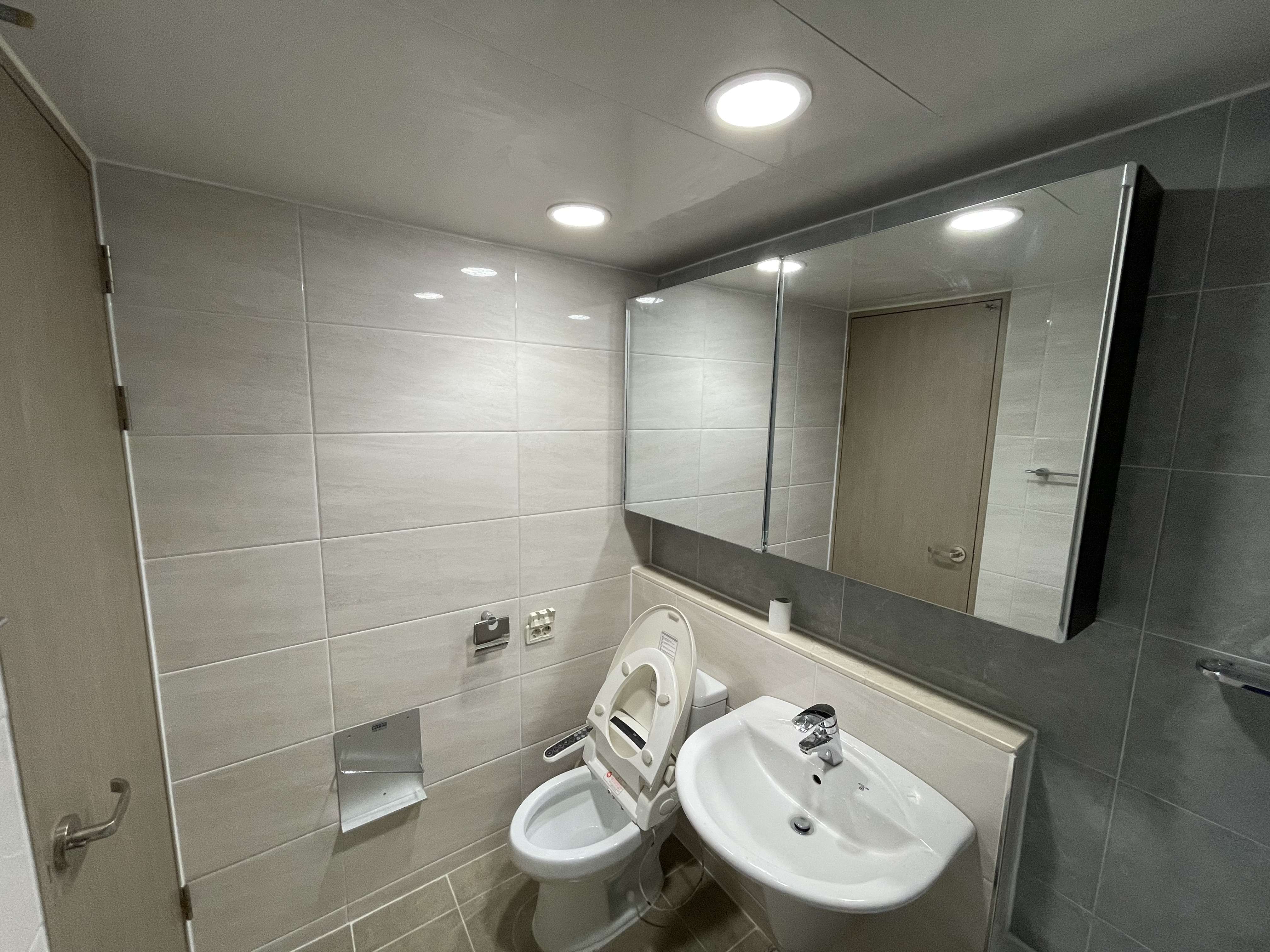 꼼꼼 인테리어 대표 이미지