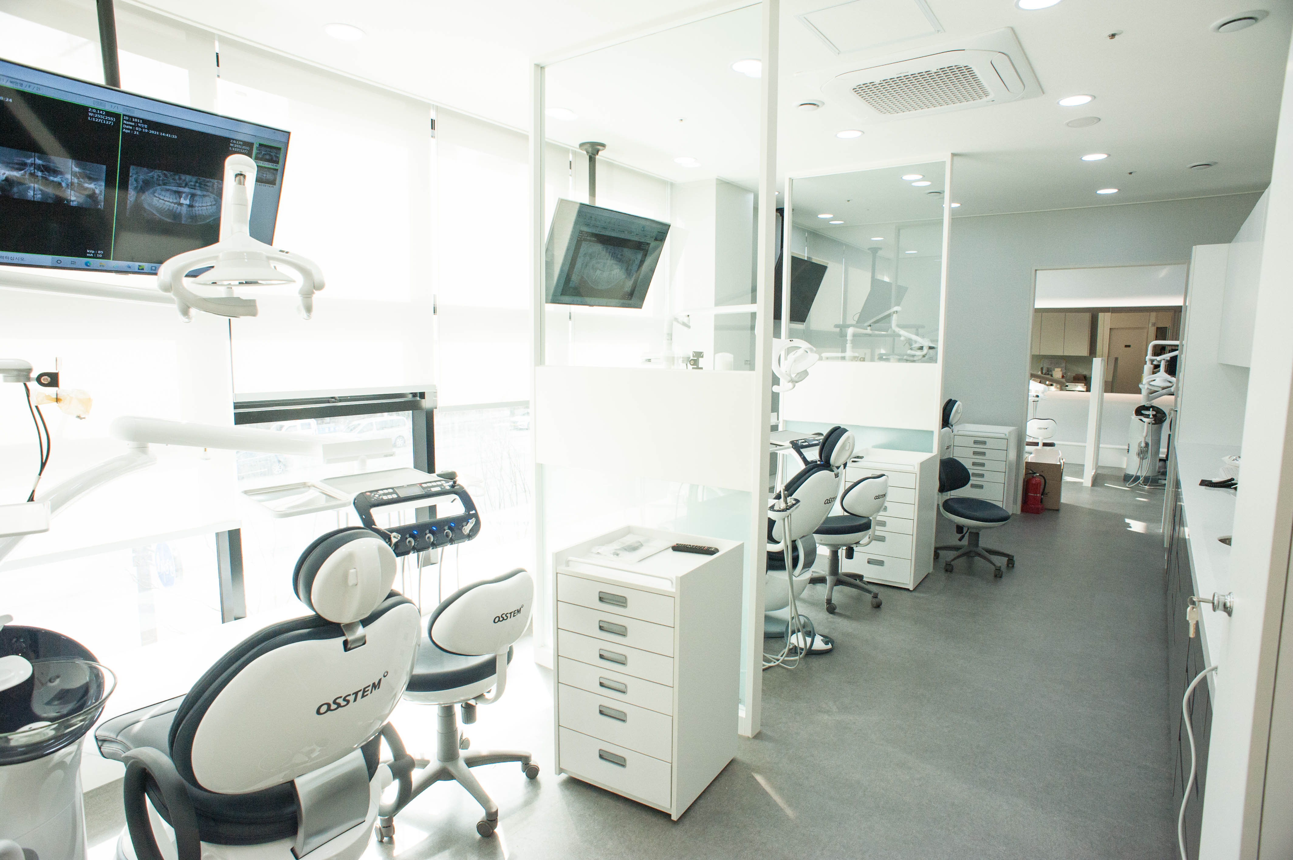 덴하우스구강악안면외과치과의원 대표 이미지