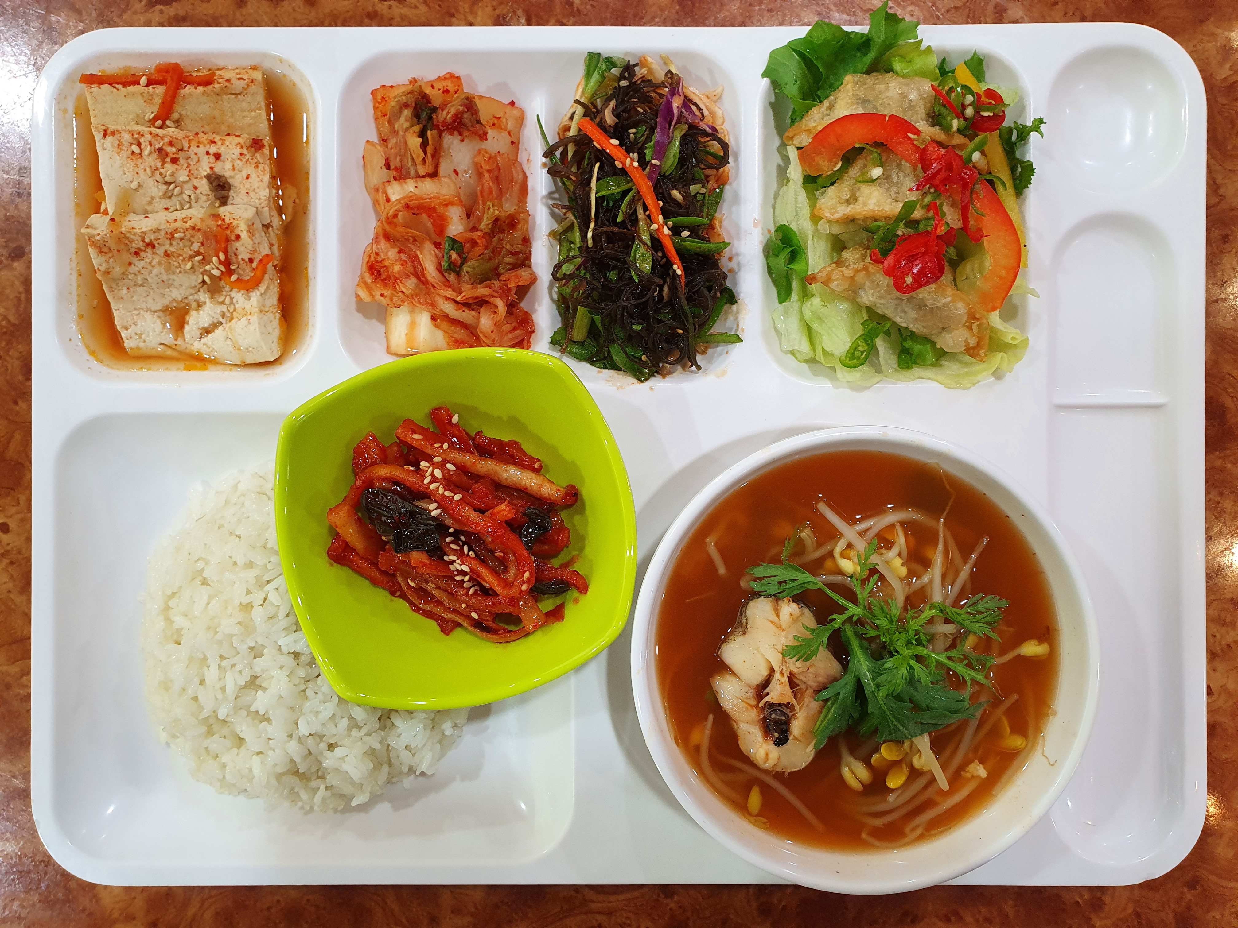 신세계푸드 큰길타워 정반식당