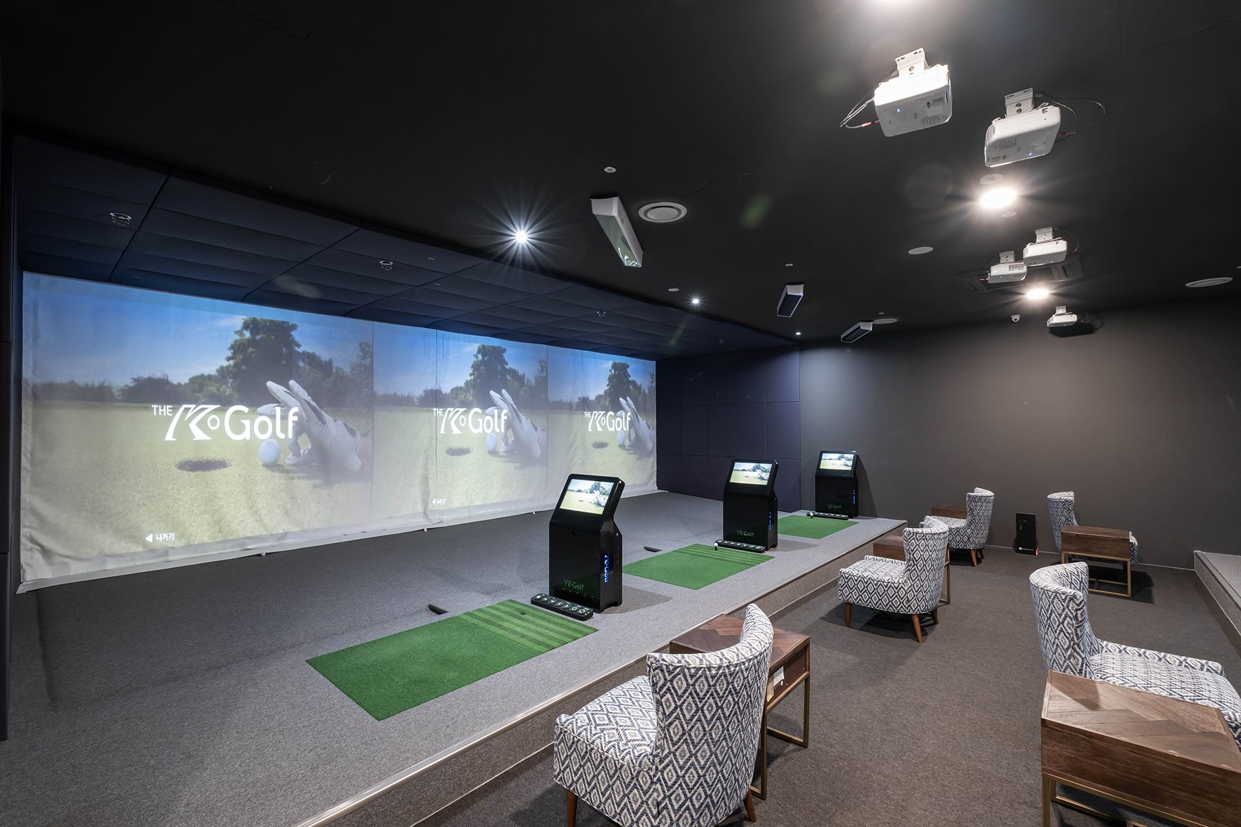 디팰리스 스포츠클럽 광화문점 대표 이미지