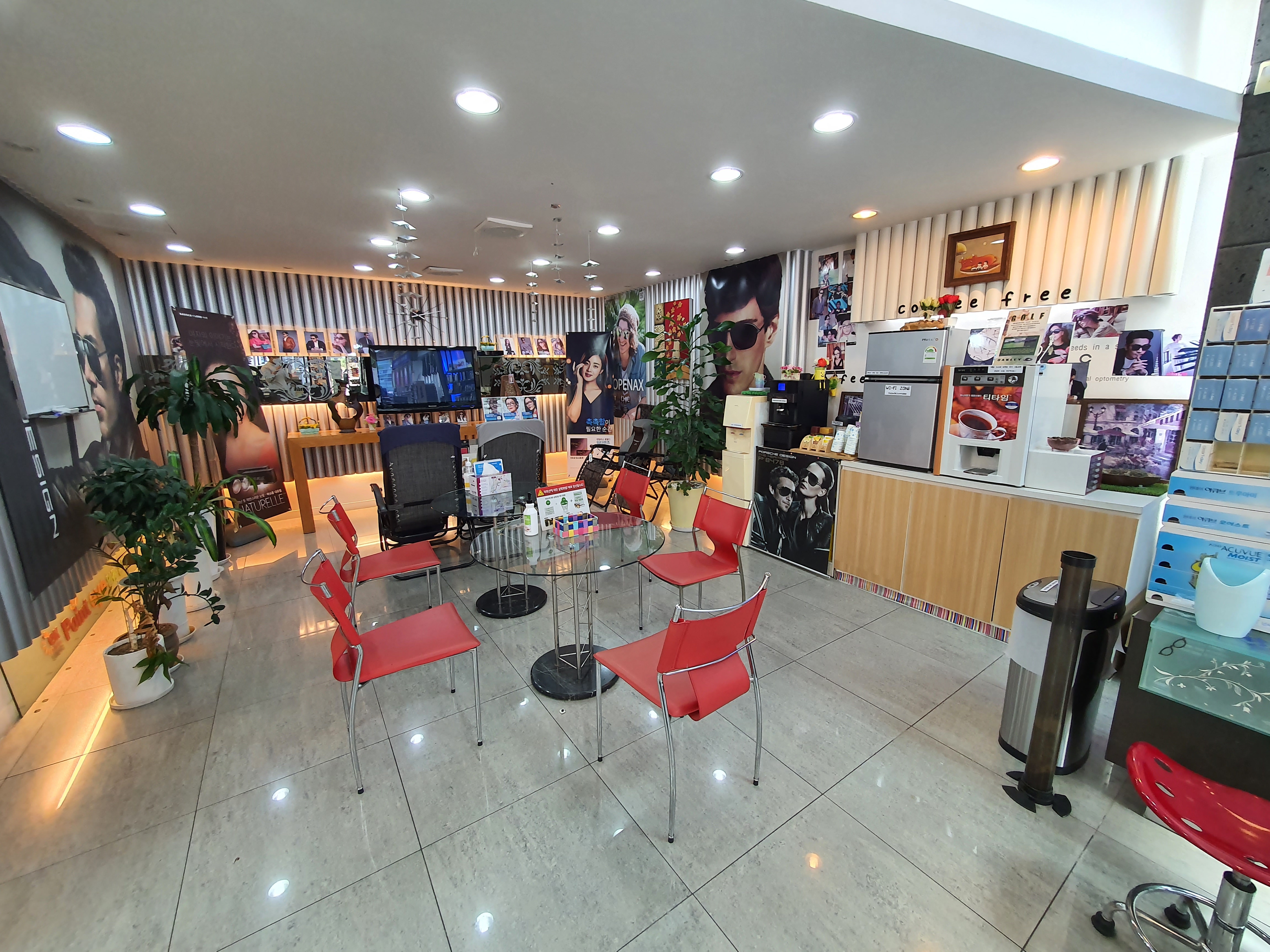 포인트아이안경콘택트 송정점 대표 이미지