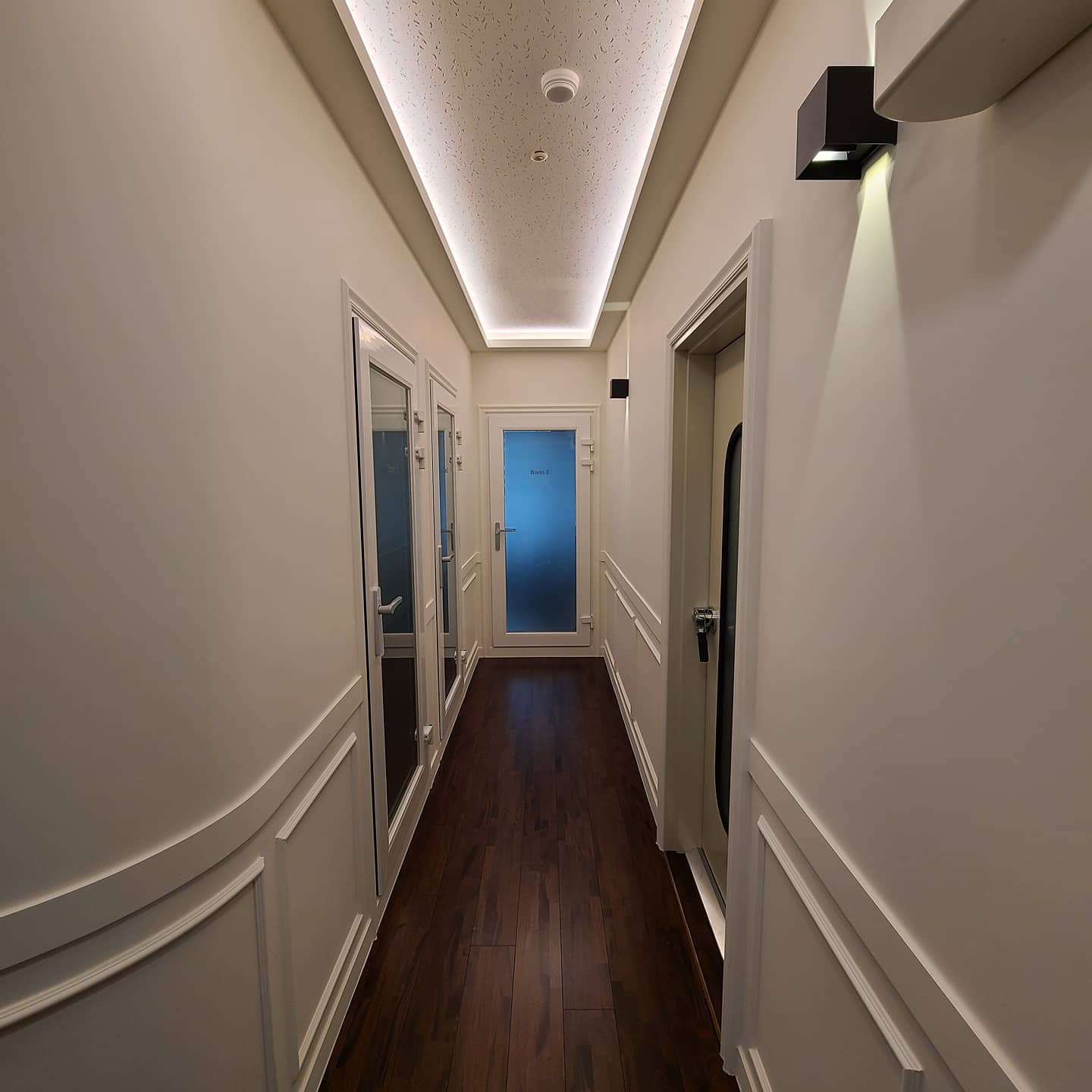 4번째 스튜디오 사진