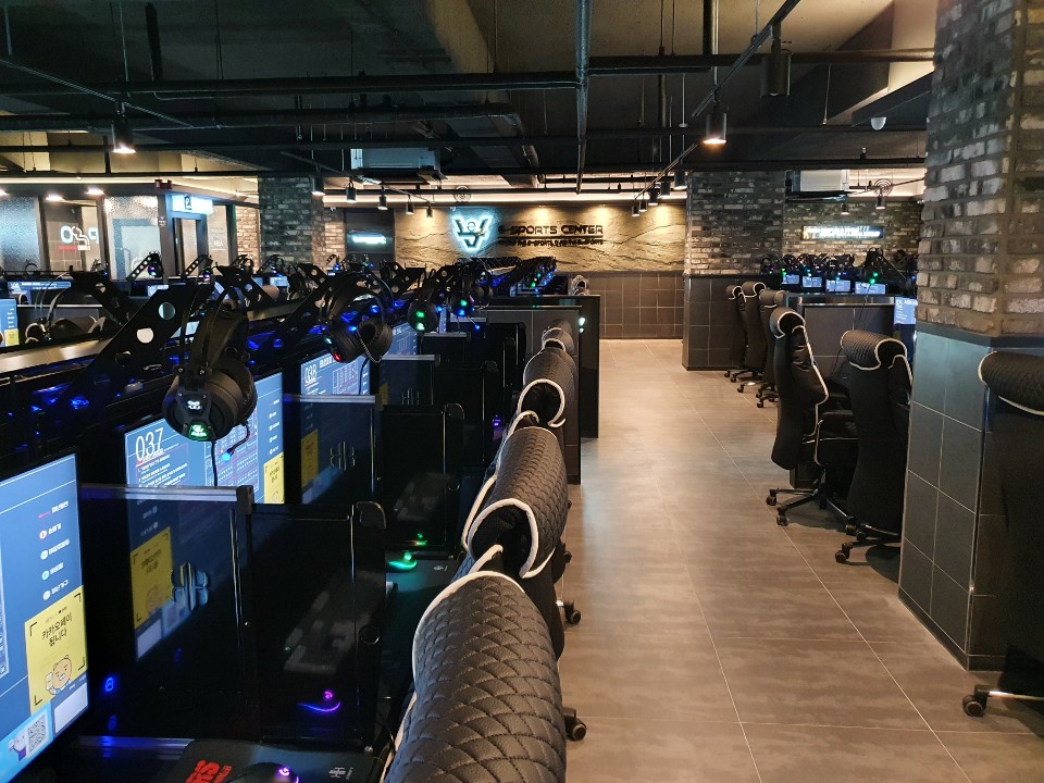 이스포츠PC방