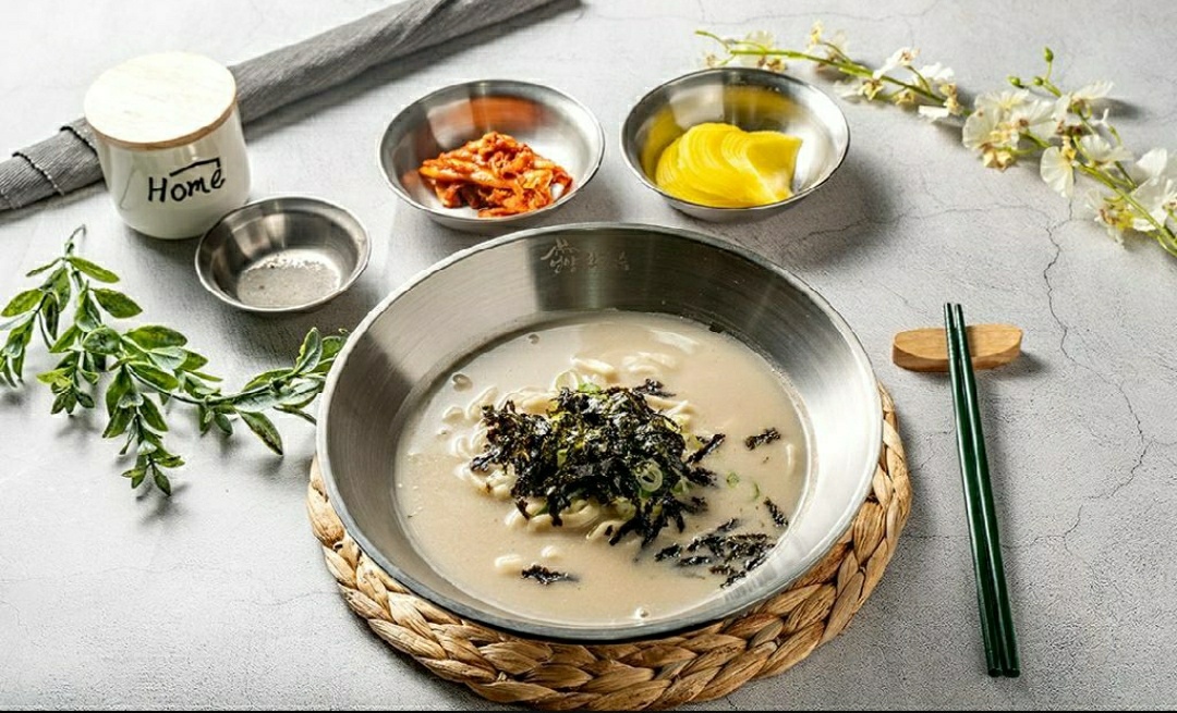 언양닭칼국수 사파점