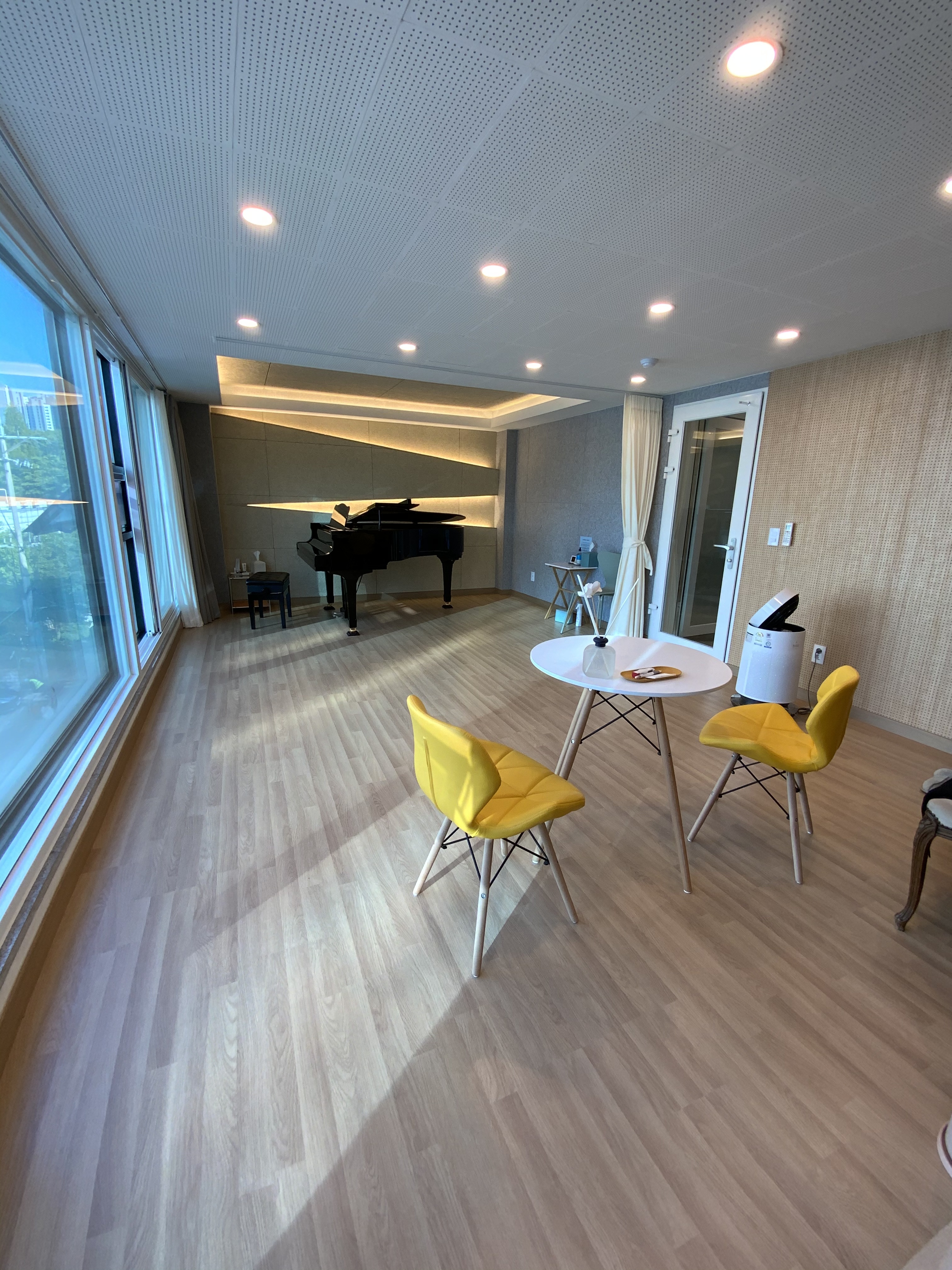 2번째 스튜디오 사진