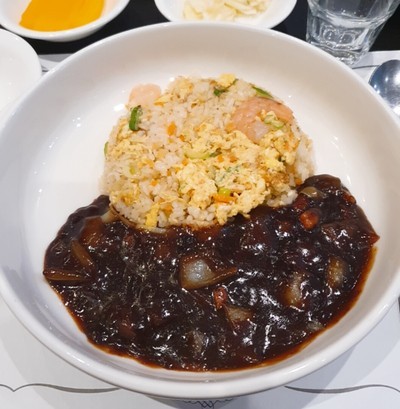 용화반점