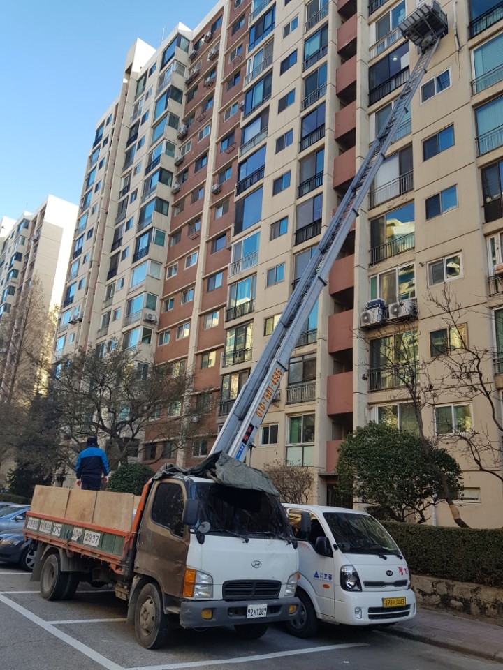 서울 강남구 사다리차 중장비 사다리차비용 사다리차요금표 용달이사비용 고층사다리차 사다리차