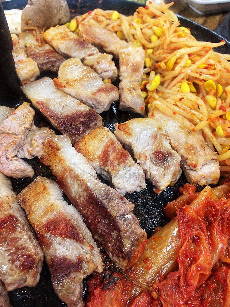 우정까망촌돼지