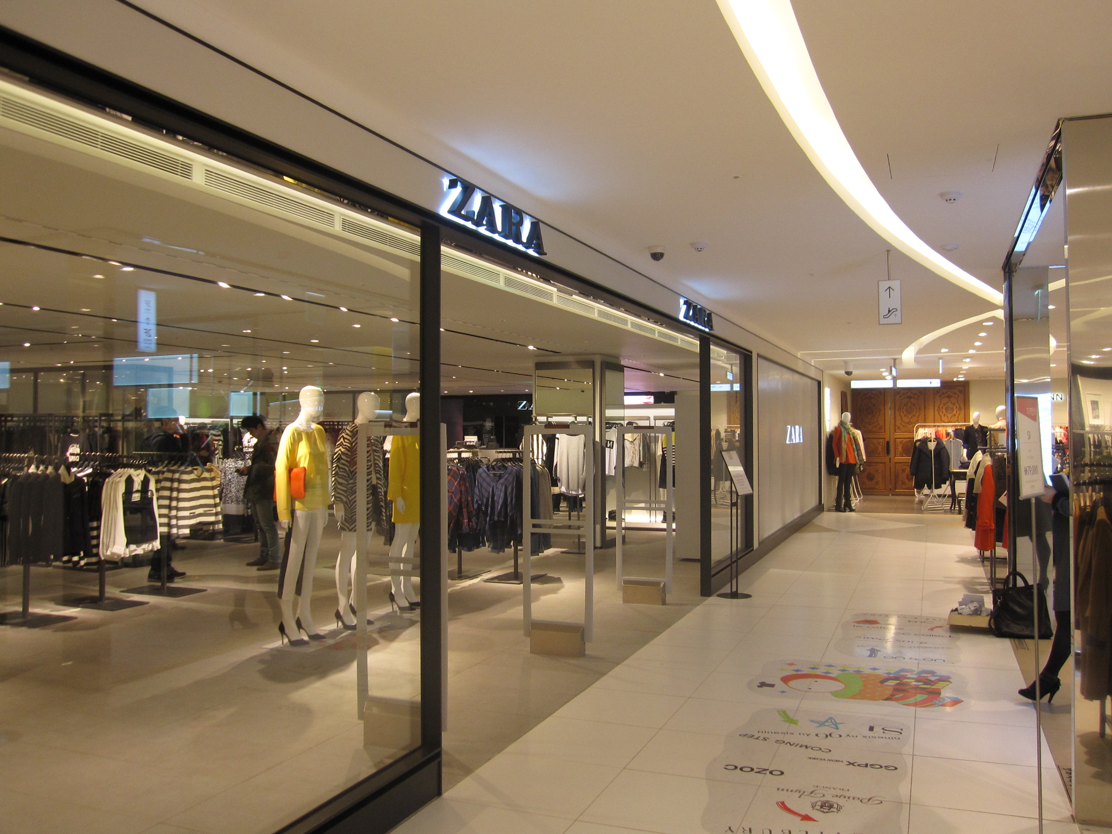 ZARA 롯데백화점 창원점