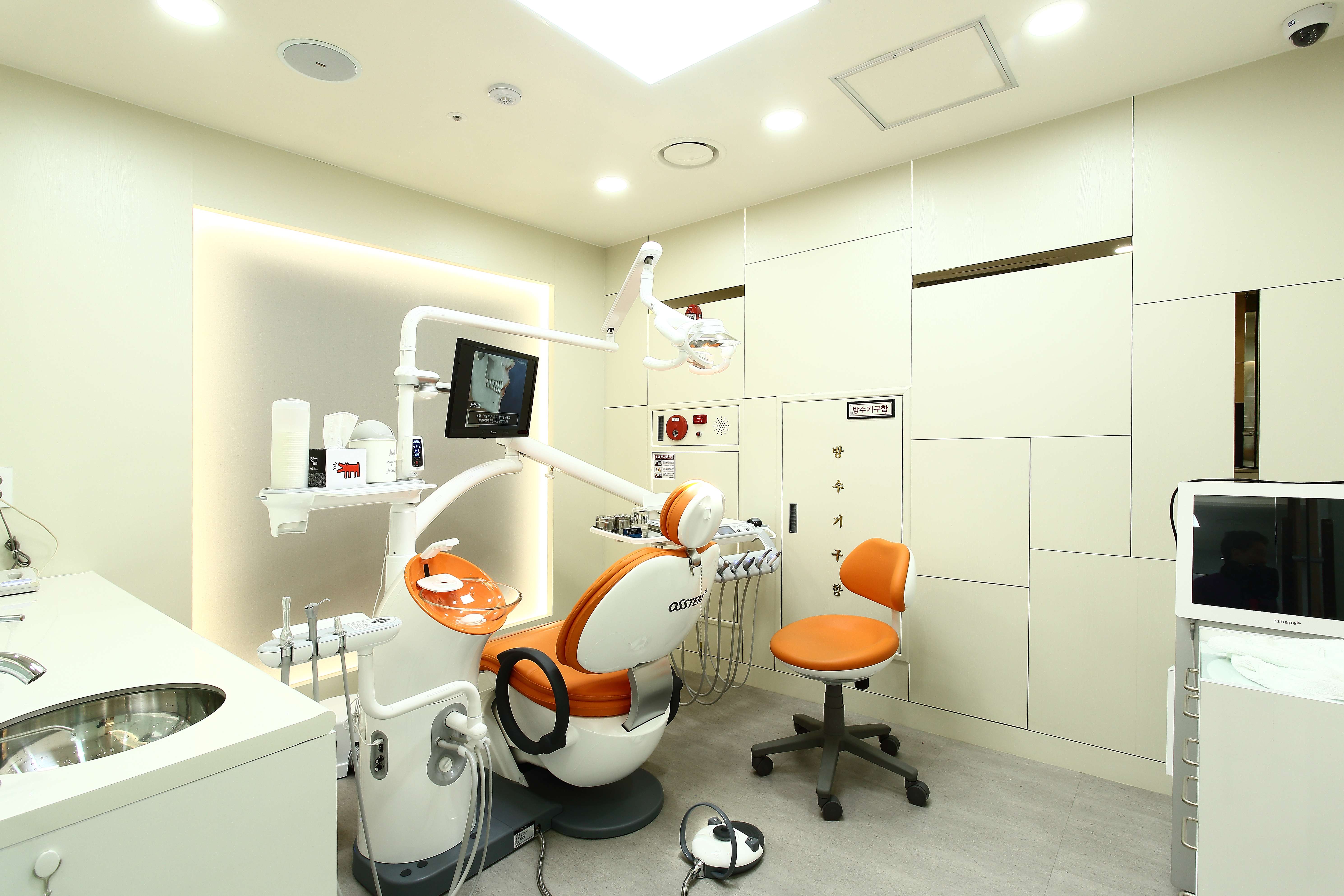 라임나무치과 대표 이미지