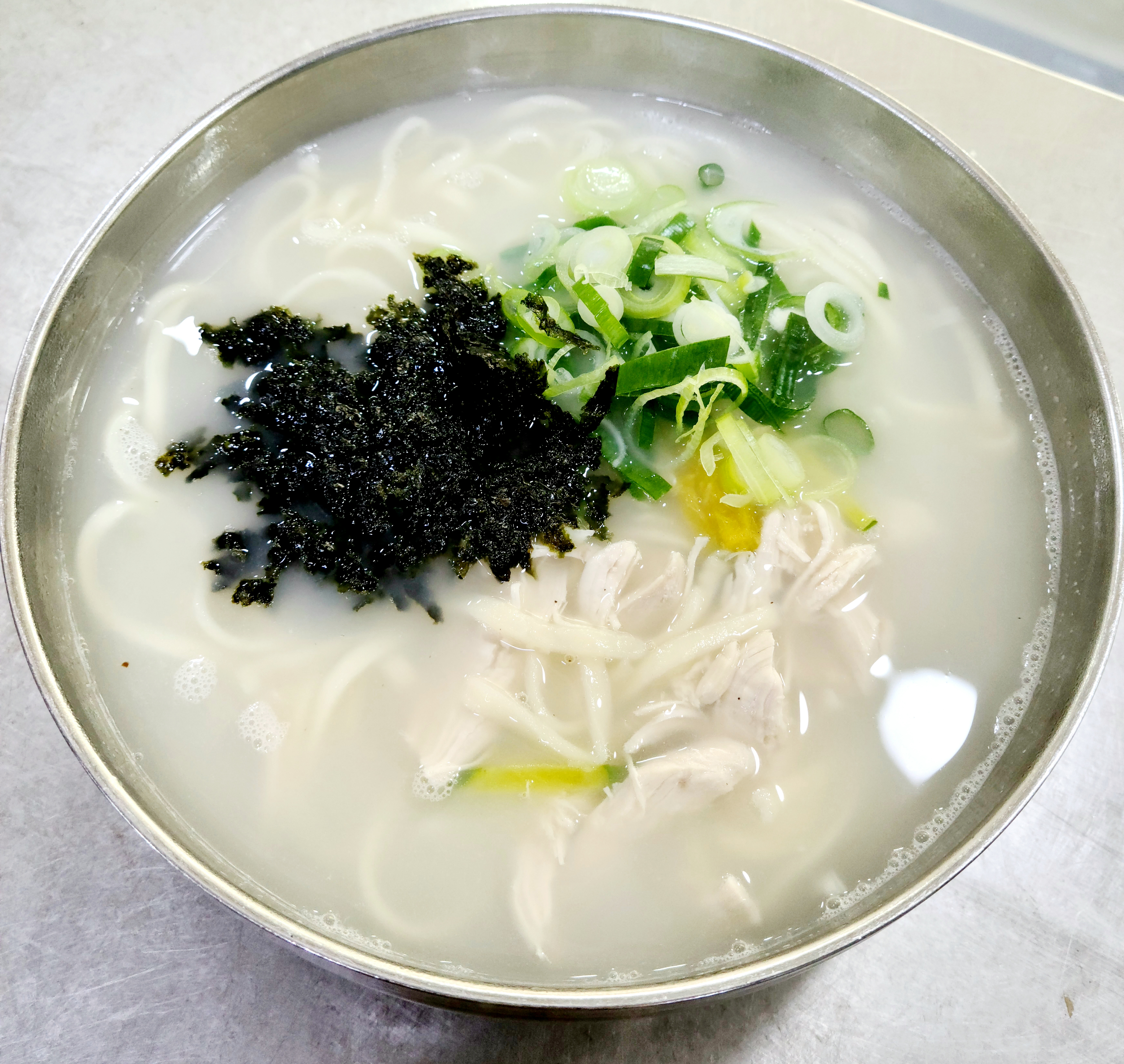 국이네칼국수와돈까스