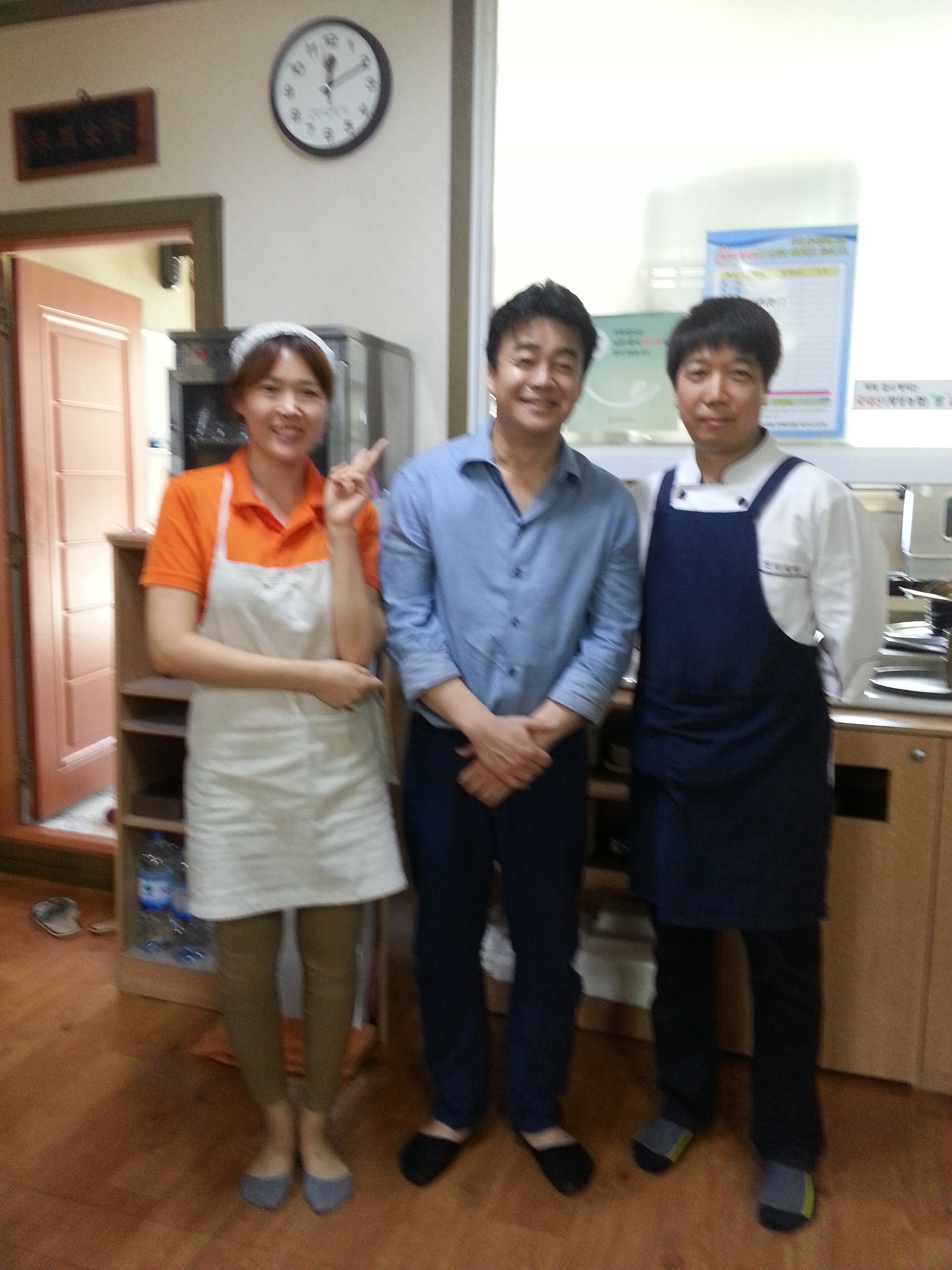 진미식당 육회비빔밥 대표 이미지
