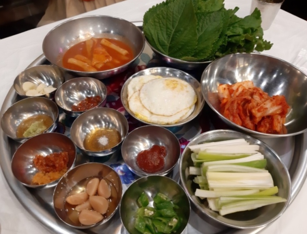 스뎅식당 논현점