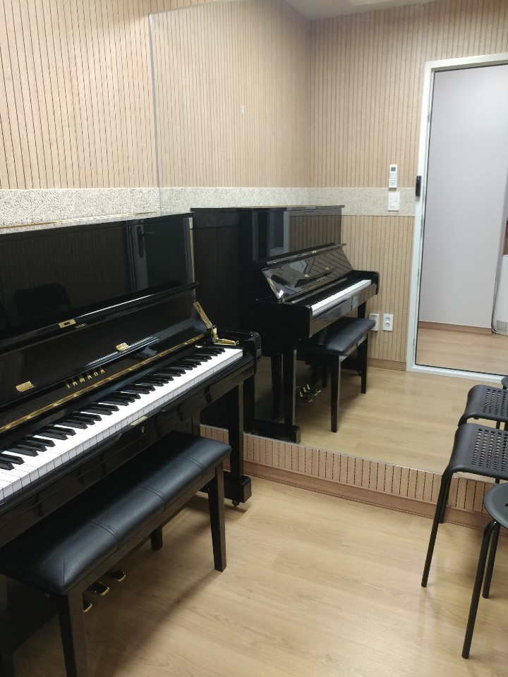 4번째 스튜디오 사진