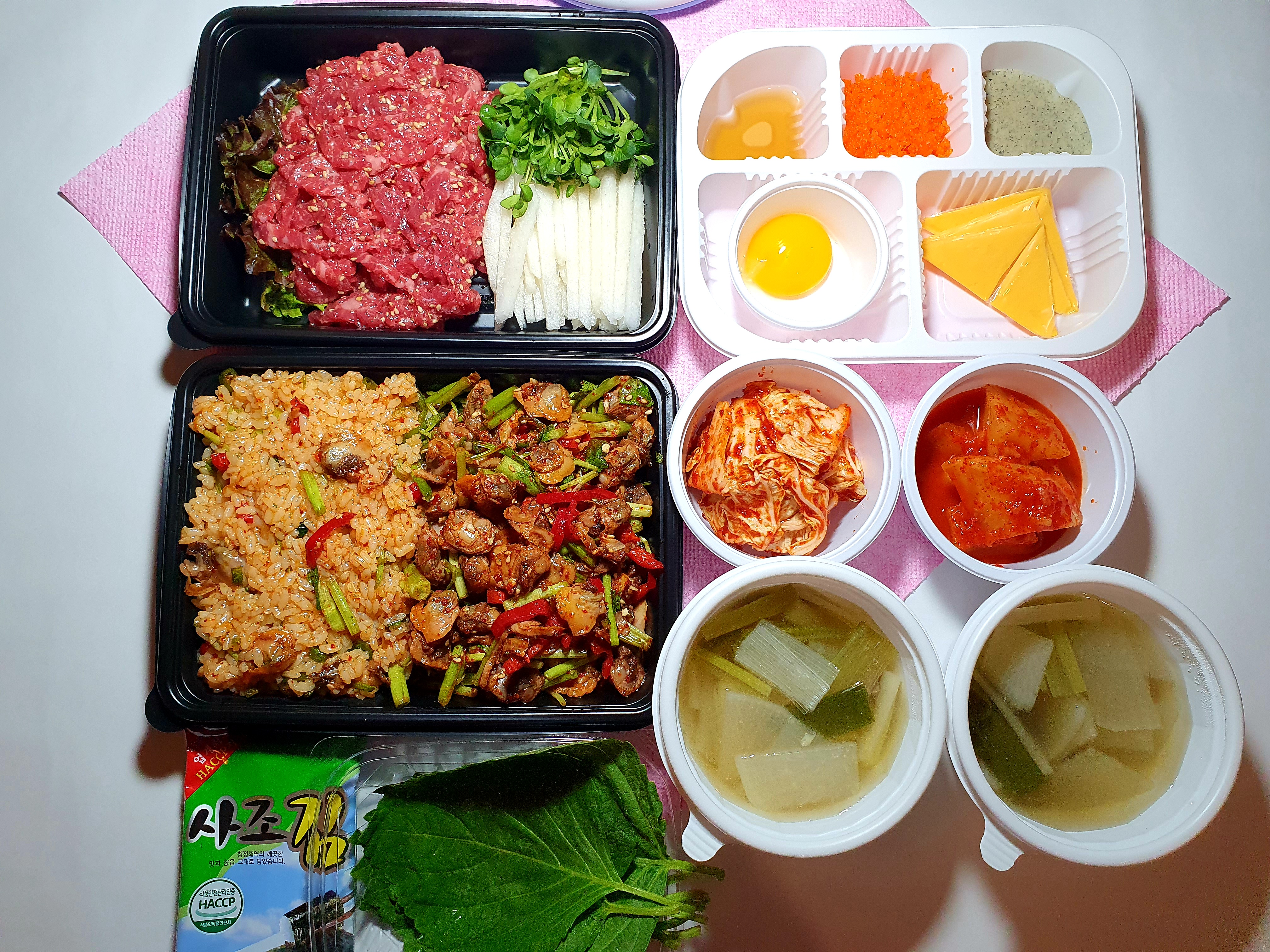 육꼬비육회꼬막비빔밥