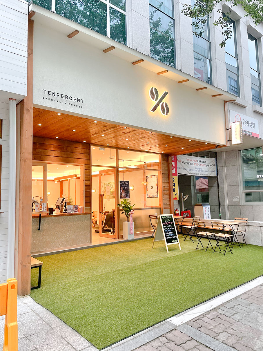 텐퍼센트커피 광주상무프레지아점 사진 2