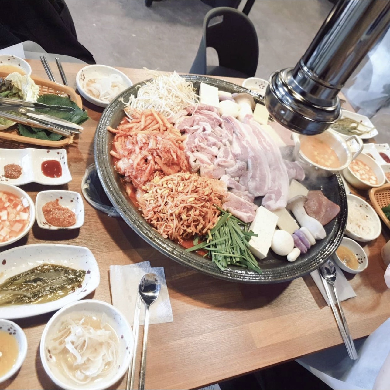 60판왕뚜껑삼겹살 봉담점