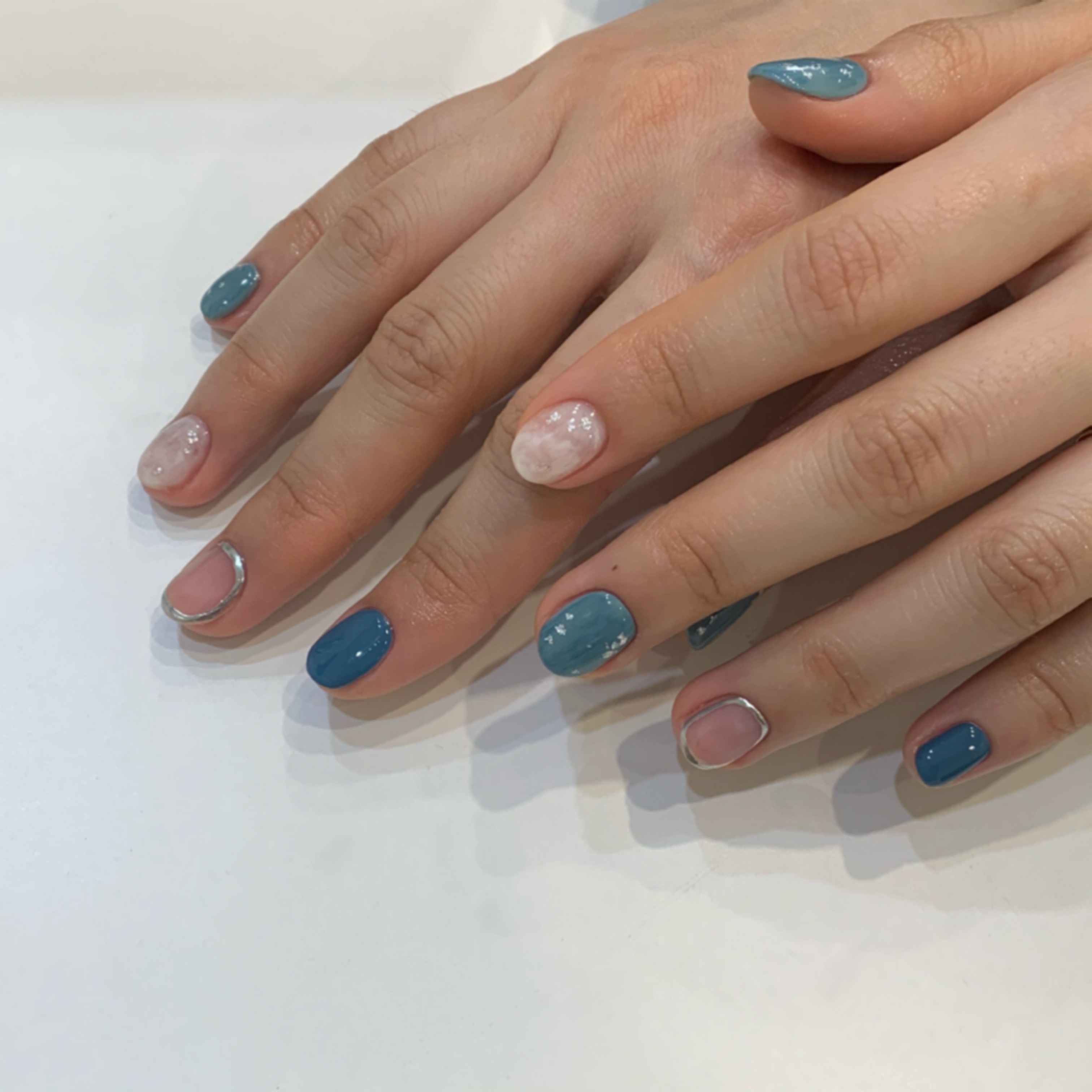 유르네일 대표 이미지