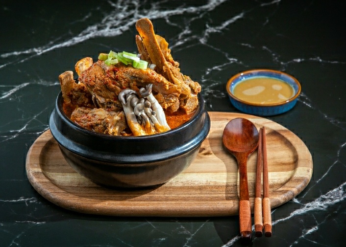 옥이네맛깔감자탕
