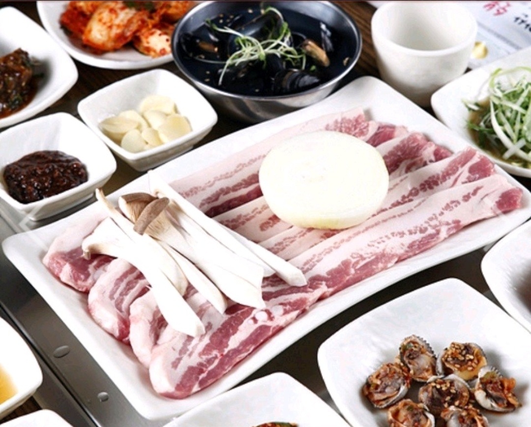 칠갑산숯불돼지갈비
