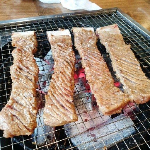 백두산숯불왕갈비