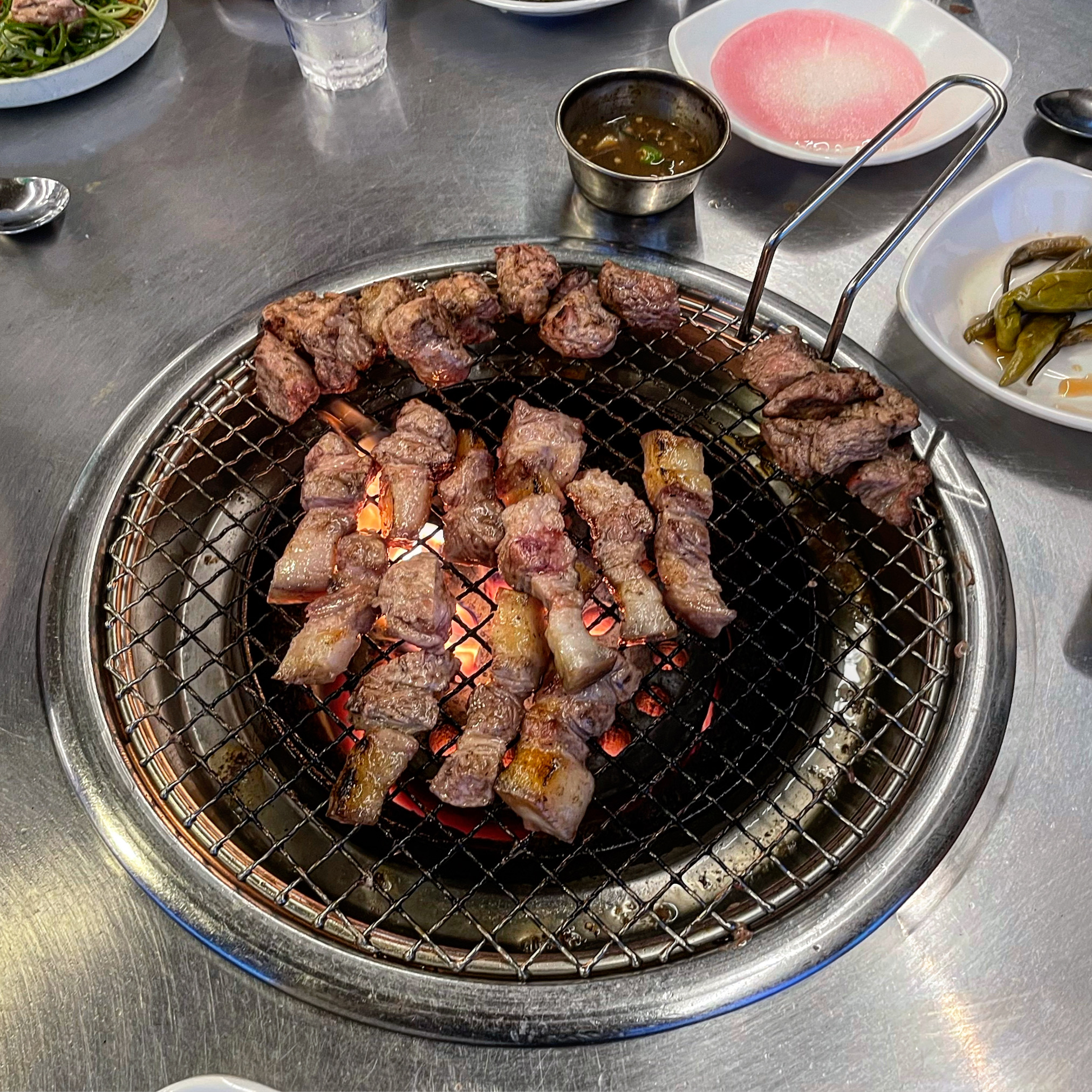 먹자씨흑돼지연탄구이