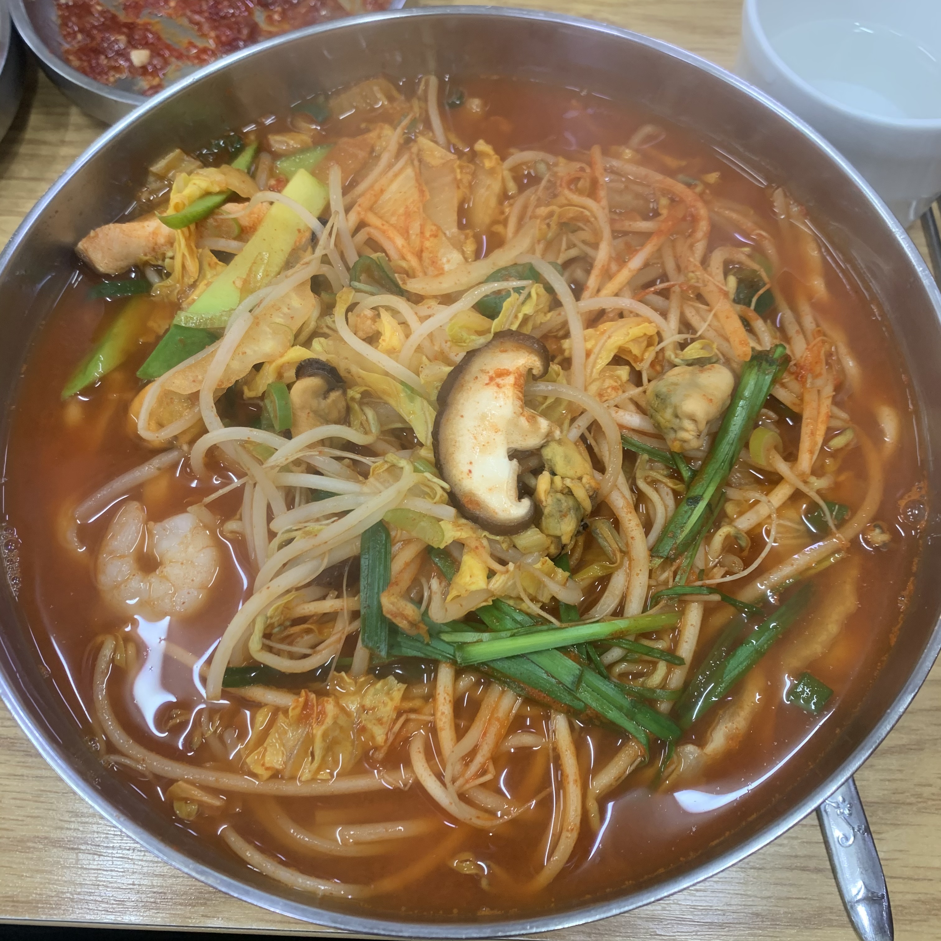 홍두깨손칼국수