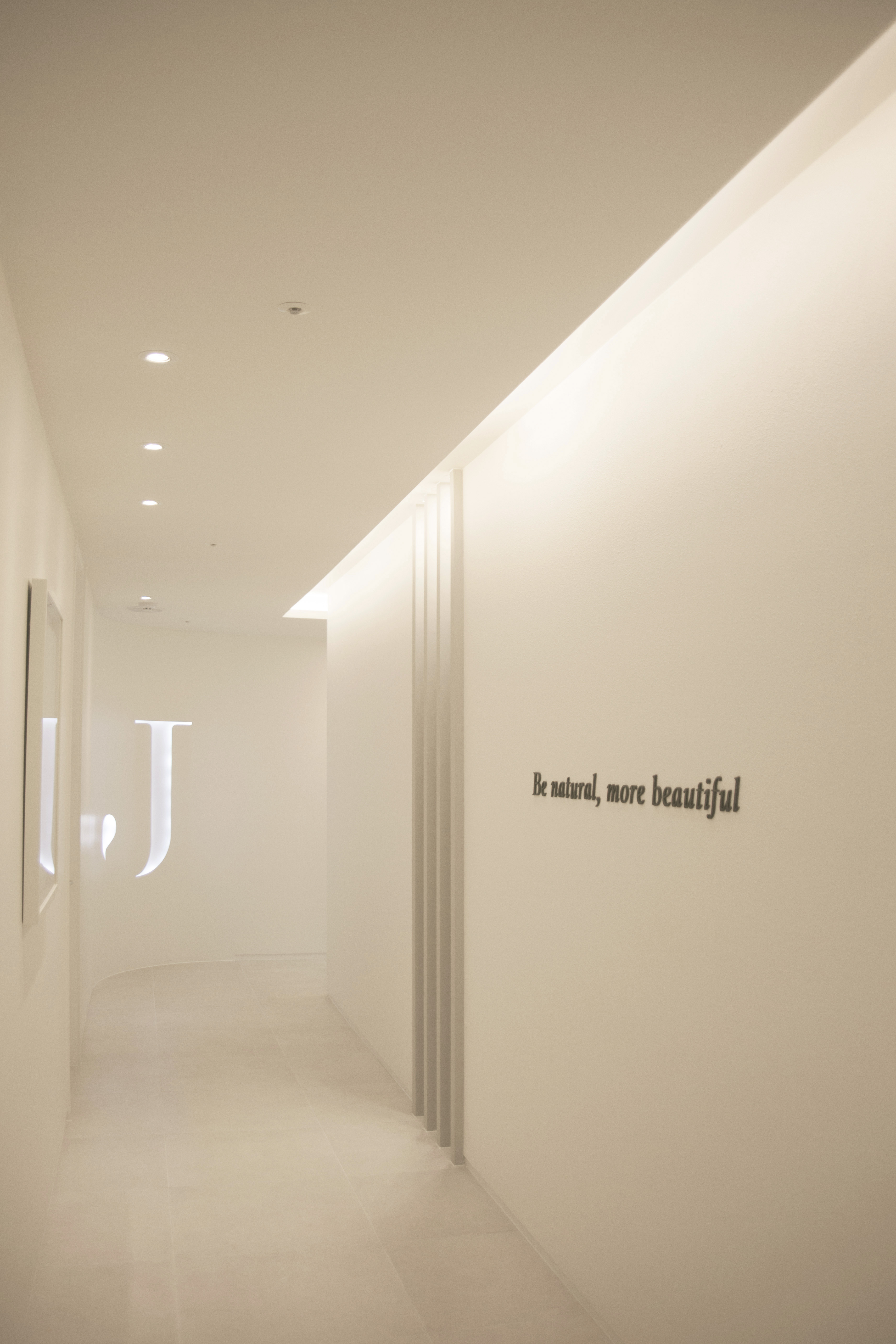 제이원성형외과의원 대표 이미지