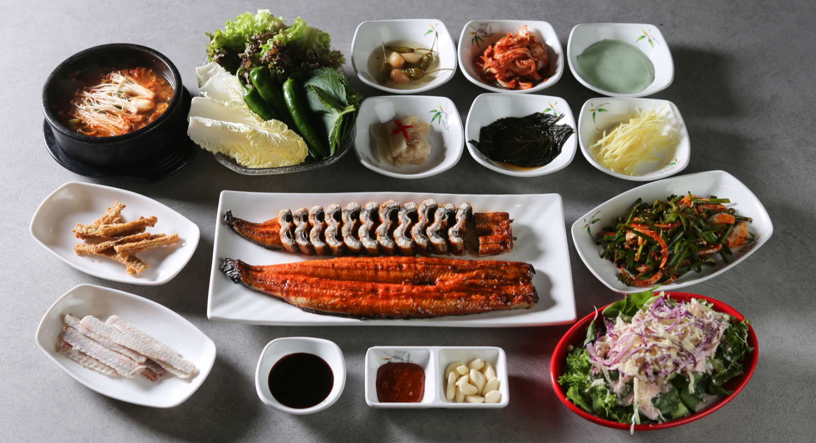 고창풍천민물장어 매화꽃향기나는집
