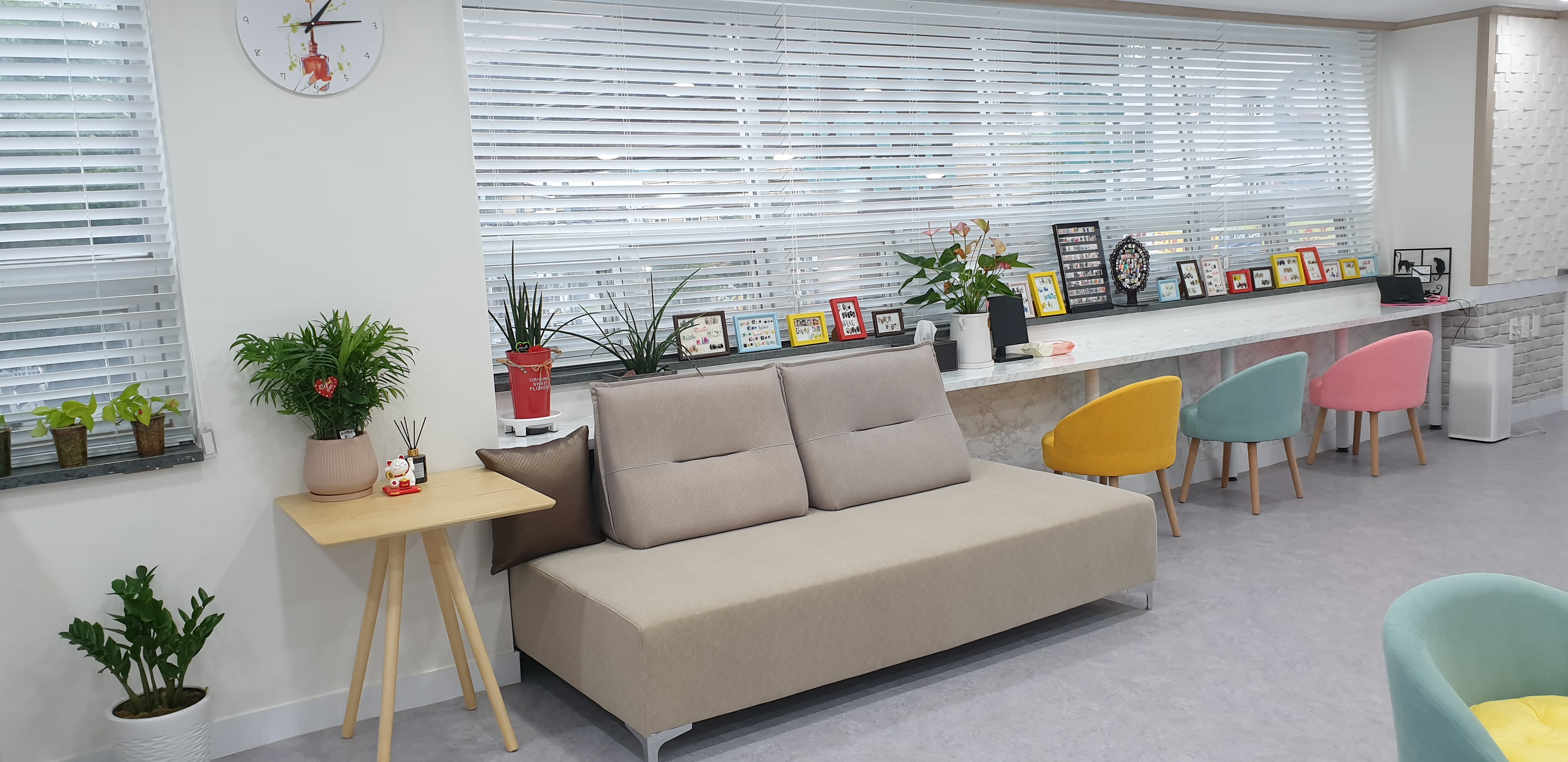 네일아지트 대표 이미지