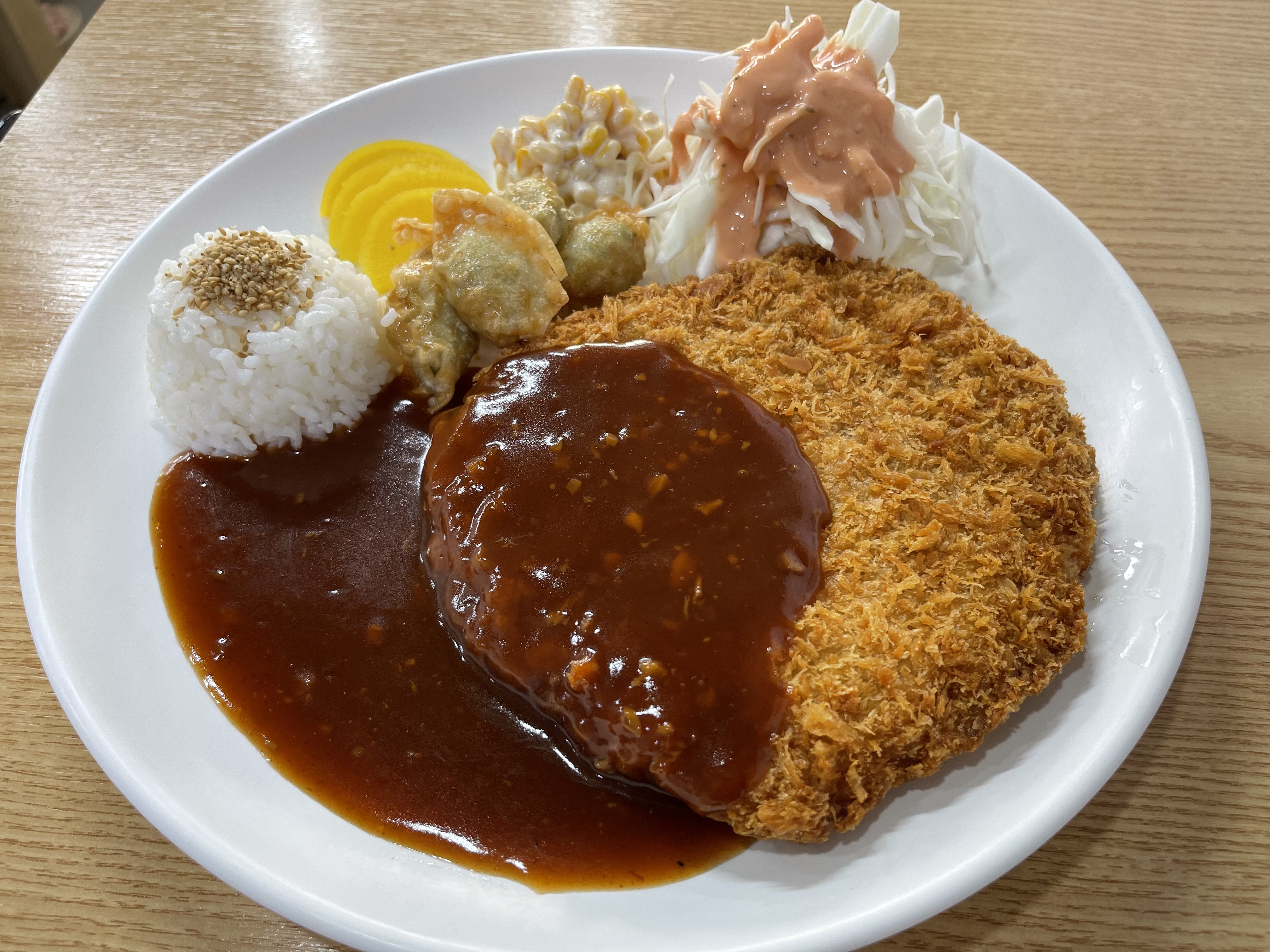 송주불냉면&수제왕돈까스 칼국수 고강점