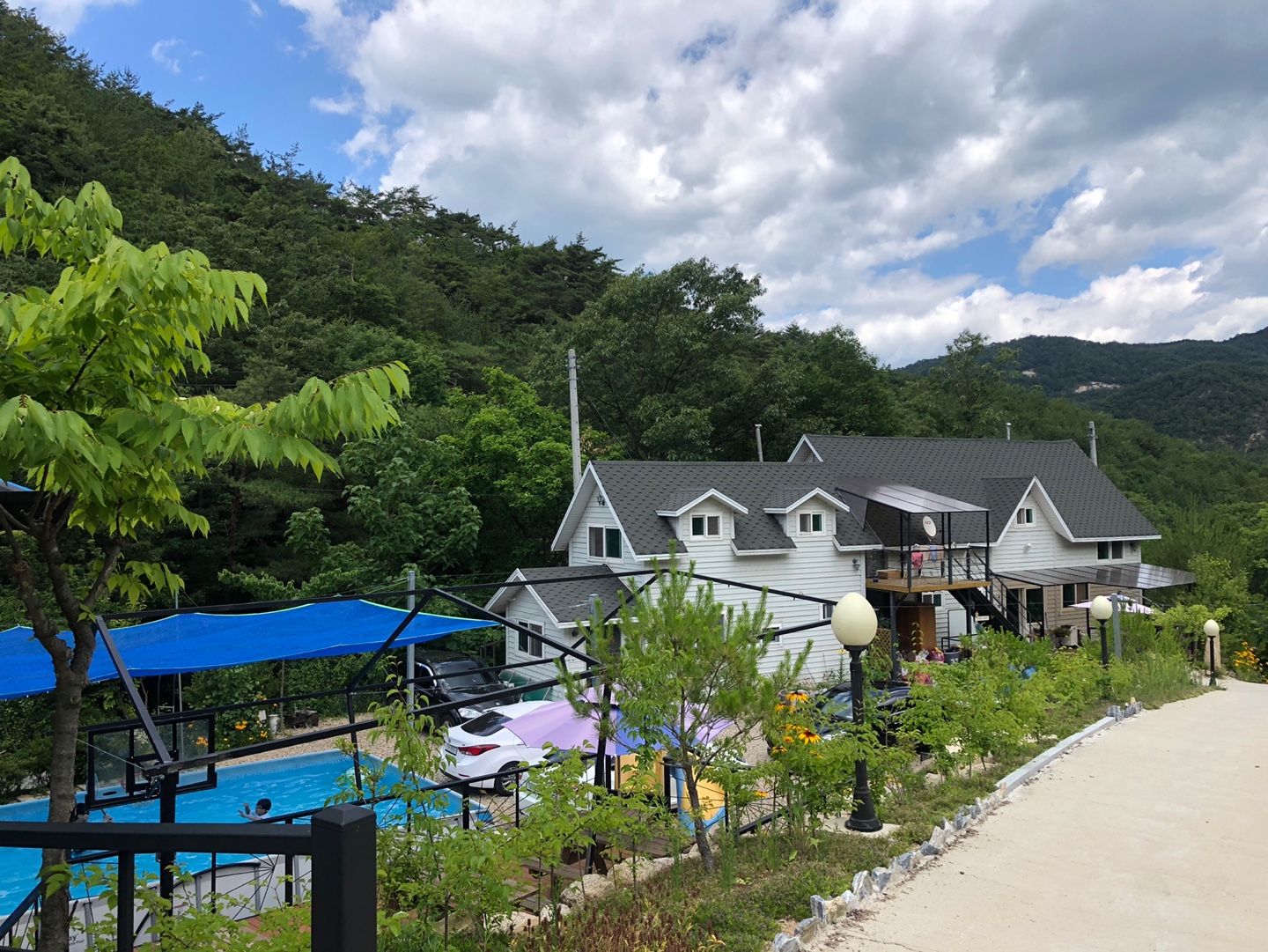 그린스톤오토캠핑장 & 펜션