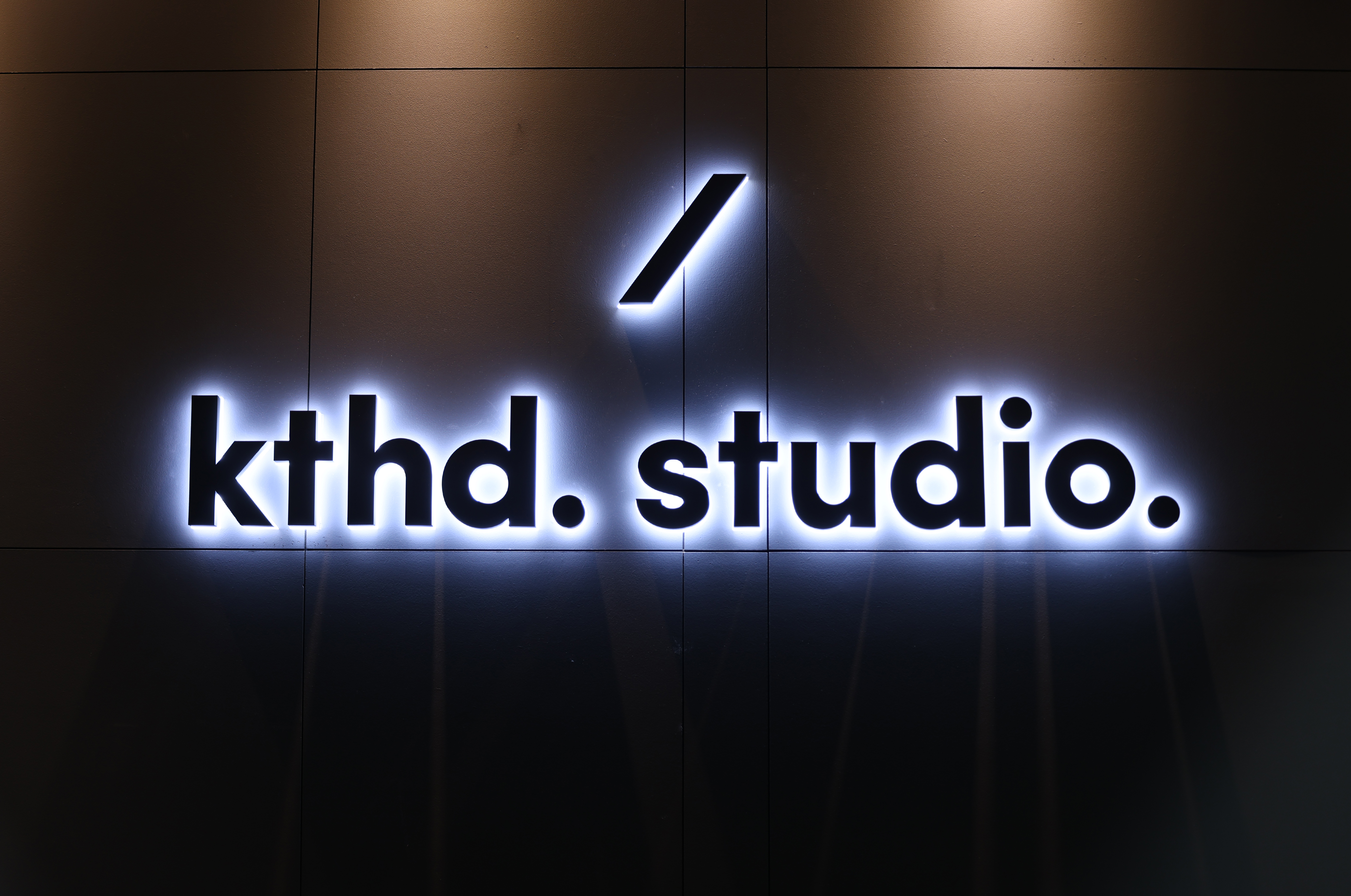 킥더허들 스튜디오